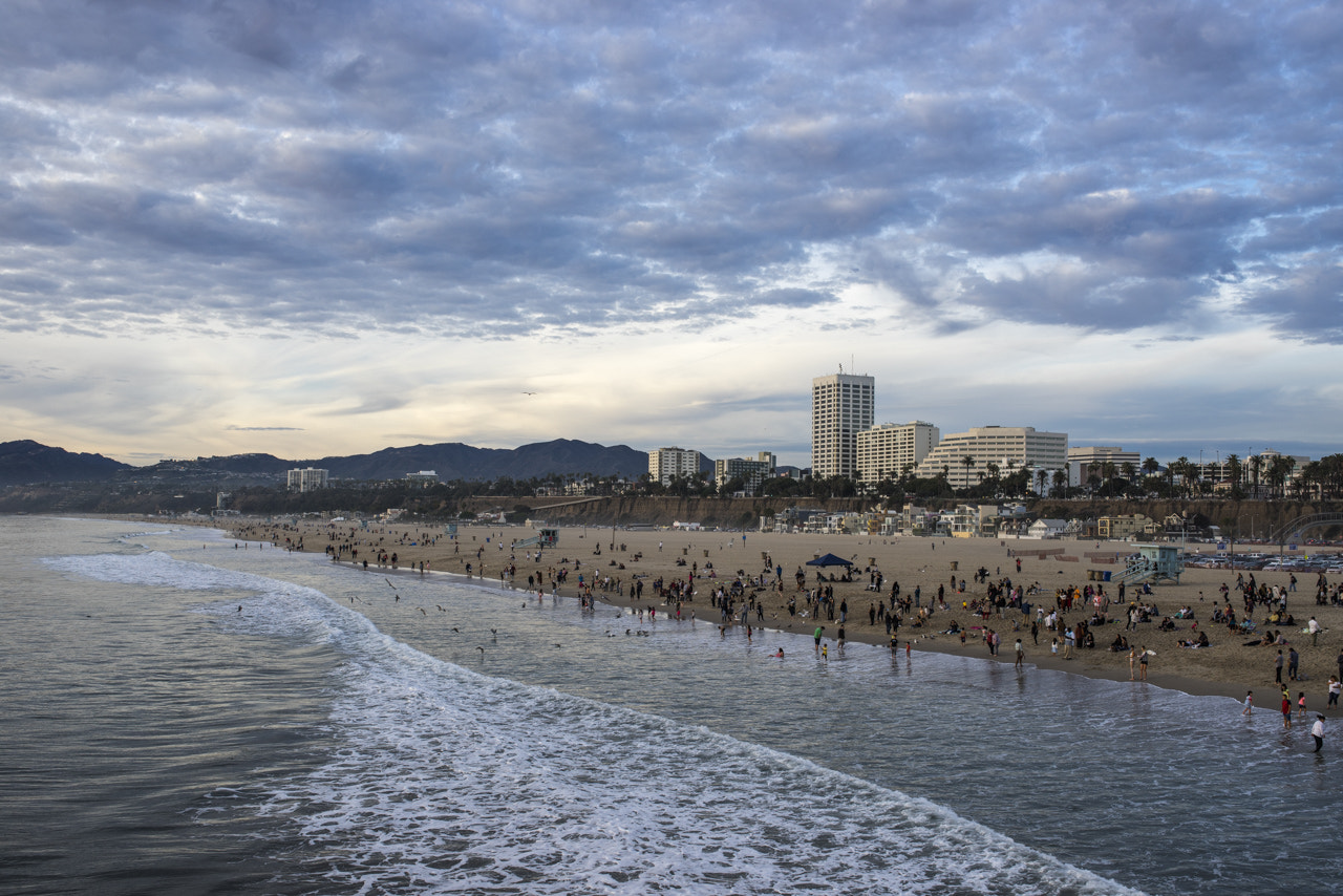 Sony a7R + Sigma 35mm F1.4 DG HSM Art sample photo. Cool blue santa monica sunset photography