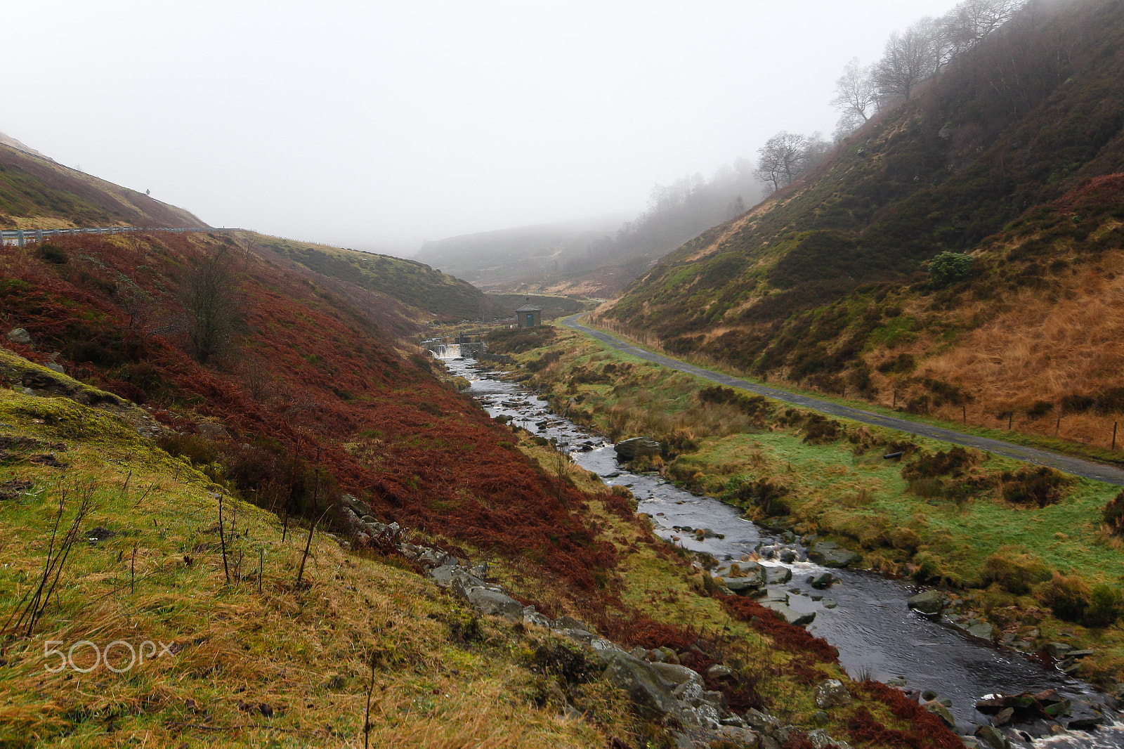 Canon EOS 700D (EOS Rebel T5i / EOS Kiss X7i) + Sigma 10-20mm F4-5.6 EX DC HSM sample photo. Woodhead pass photography