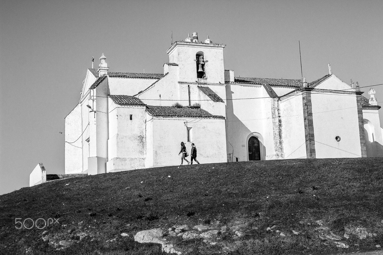 Canon EOS 550D (EOS Rebel T2i / EOS Kiss X4) + Canon EF 35mm F2 sample photo. Igreja matriz do salvador photography