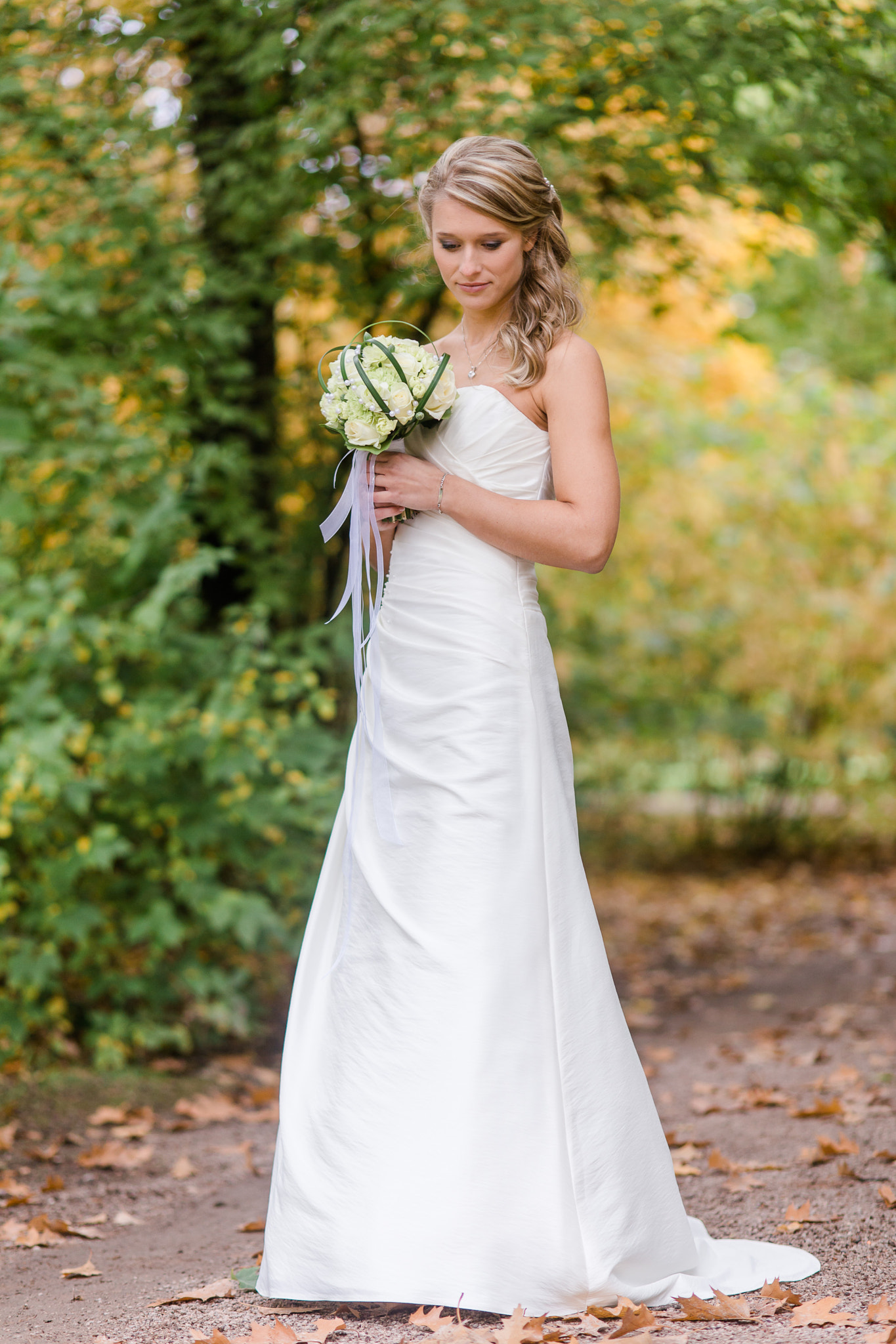 Canon EF 100mm F2.0 USM sample photo. Wedding photography