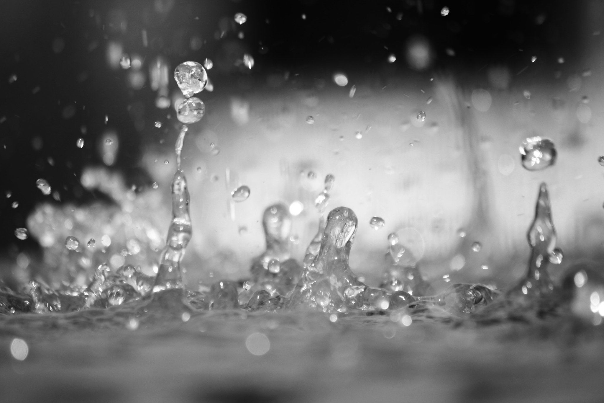 Canon EF-S 55-250mm F4-5.6 IS II sample photo. Dancing water photography