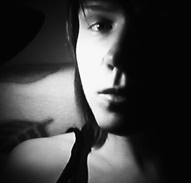 LG LEON sample photo. Autoportriet photography