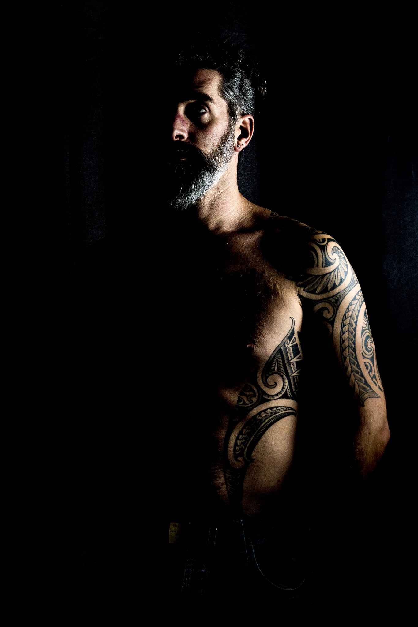 Canon EOS 1200D (EOS Rebel T5 / EOS Kiss X70 / EOS Hi) sample photo. Tattoo in the dark photography