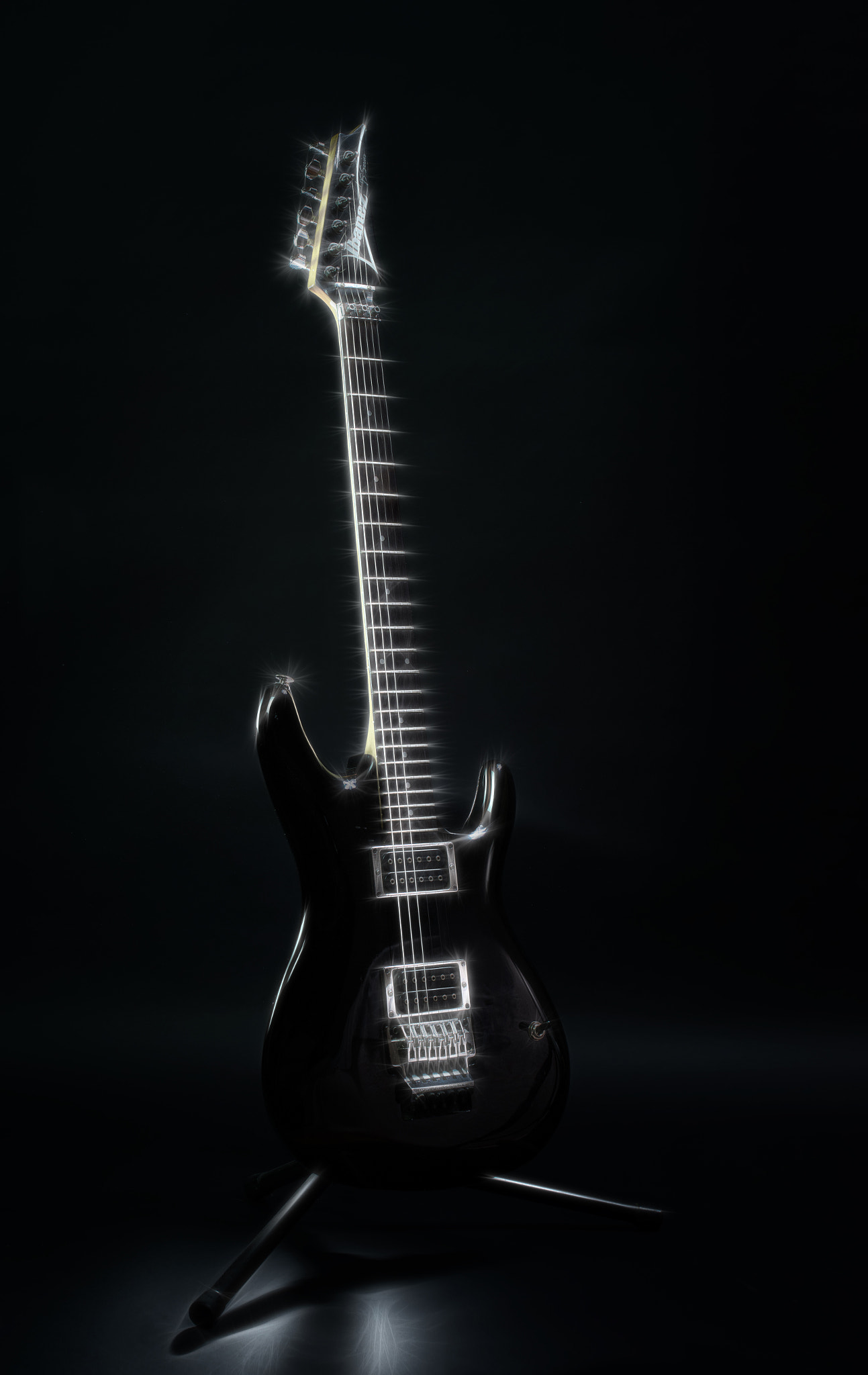 Sigma 35mm F1.4 DG HSM Art sample photo. Electric guitar photography