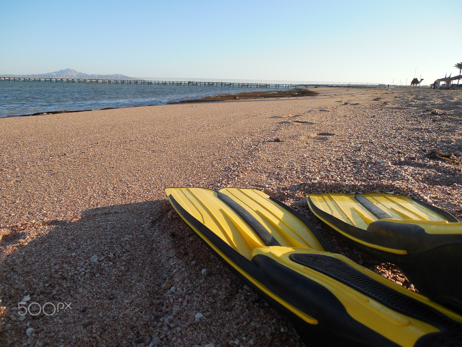 Nikon COOLPIX L620 sample photo. Snorkel gear on a sandy beach photography