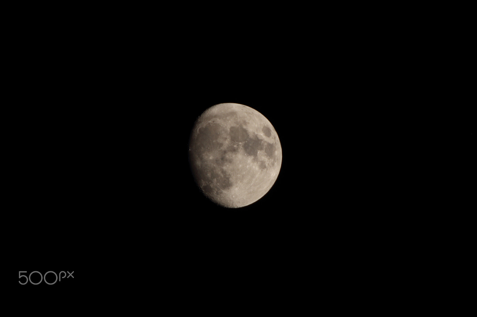 Tamron SP 35mm F1.8 Di VC USD sample photo. Moon photography