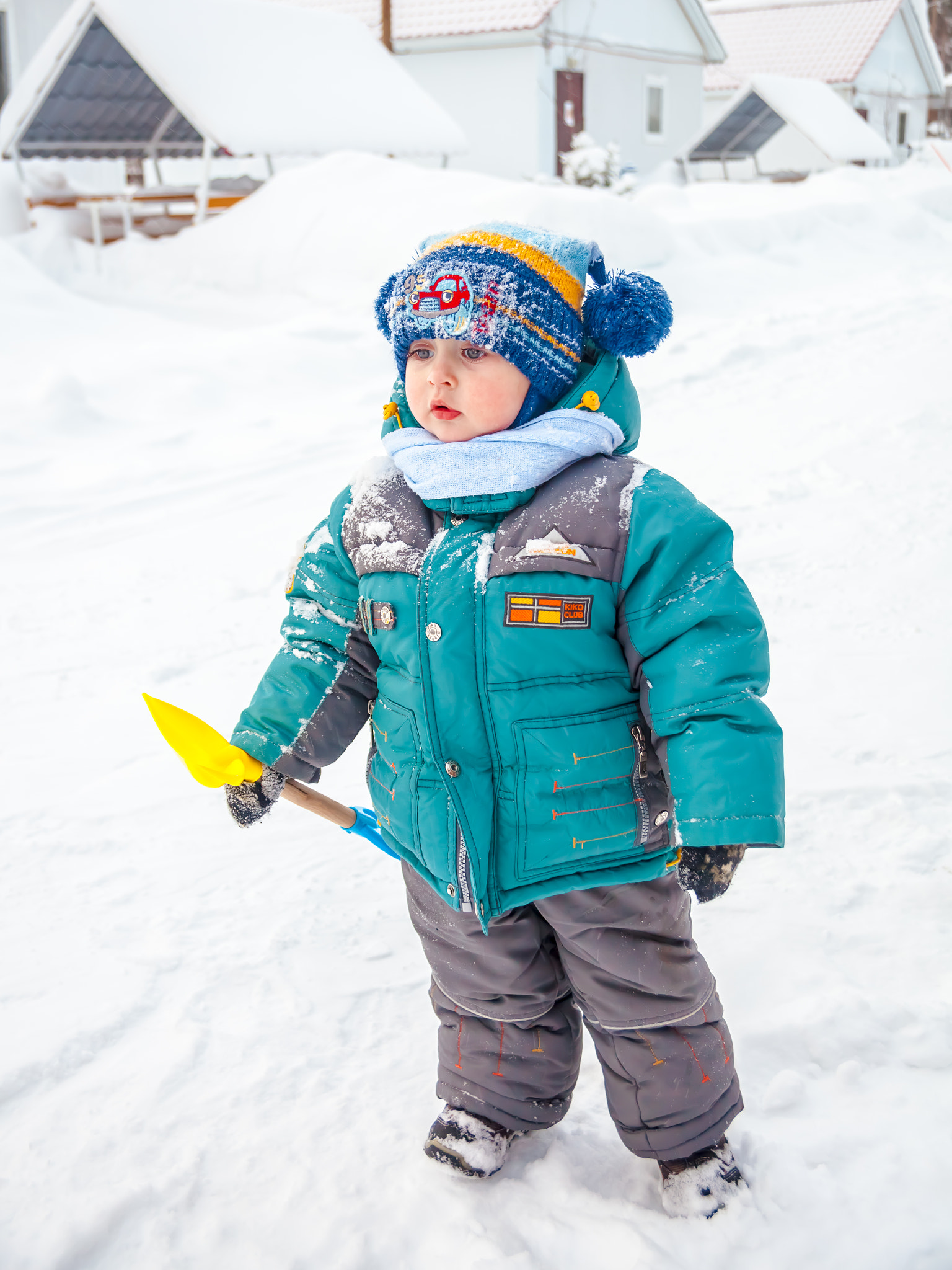 Canon EF 24-85mm F3.5-4.5 USM sample photo. Snowman photography
