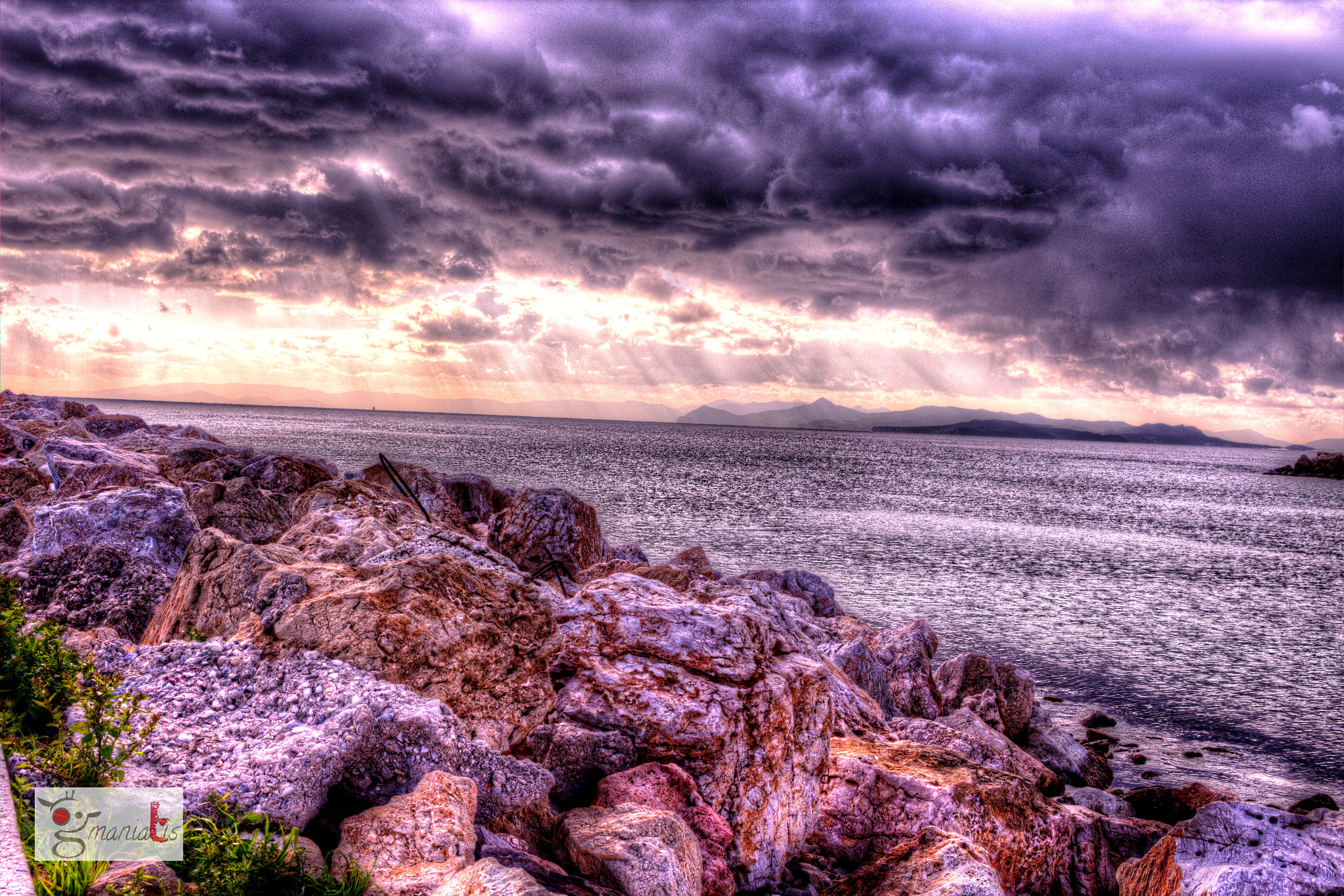 f/3.5-5.6 IS STM sample photo. Glyfada beach, greece photography