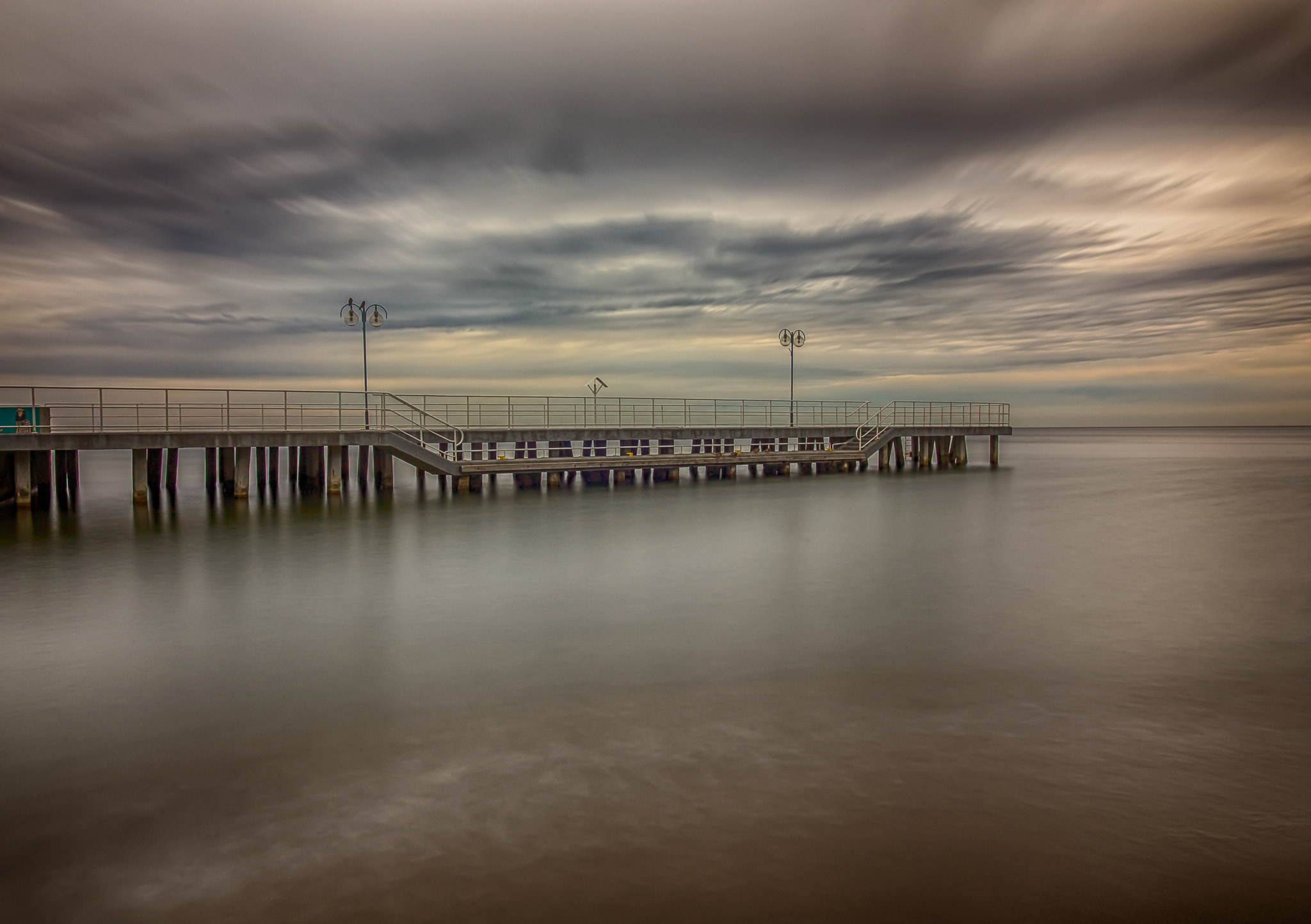 Sigma 17-35mm f/2.8-4 EX DG Aspherical HSM sample photo. Hdr photography