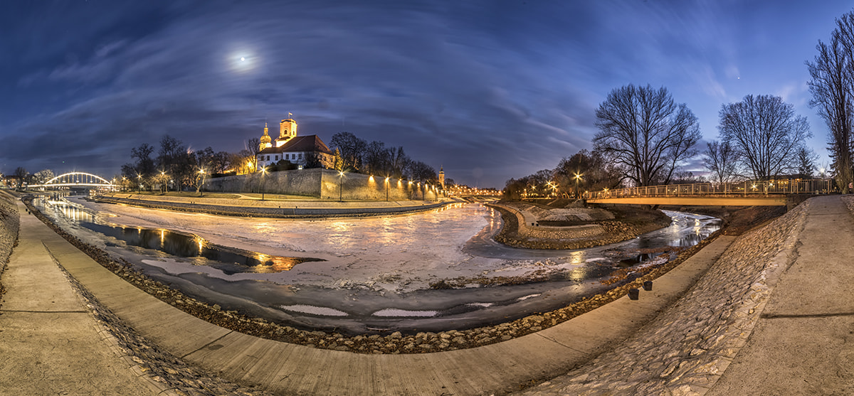 Canon EOS 5D Mark IV + Sigma 12-24mm F4.5-5.6 II DG HSM sample photo. Győr photography