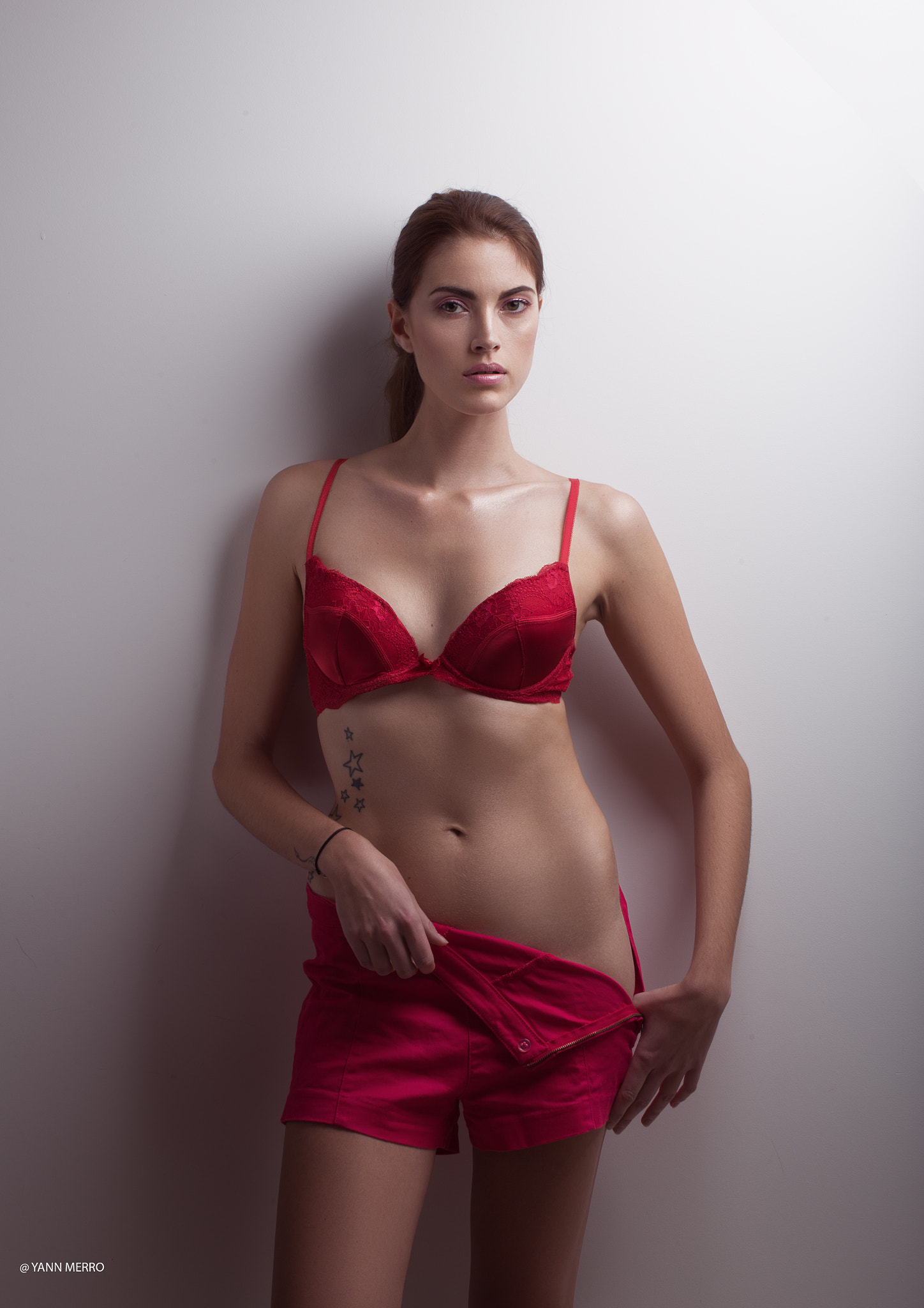 Canon EOS 6D + Canon EF 100-300mm f/5.6L sample photo. Glamour photography