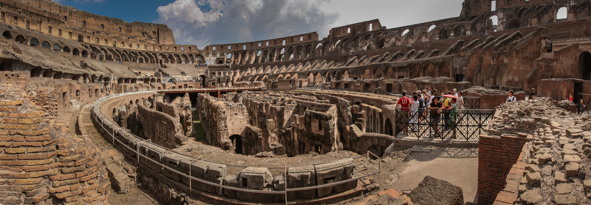 Canon EOS 450D (EOS Rebel XSi / EOS Kiss X2) sample photo. Inside the coloseum, rome, italy. photography