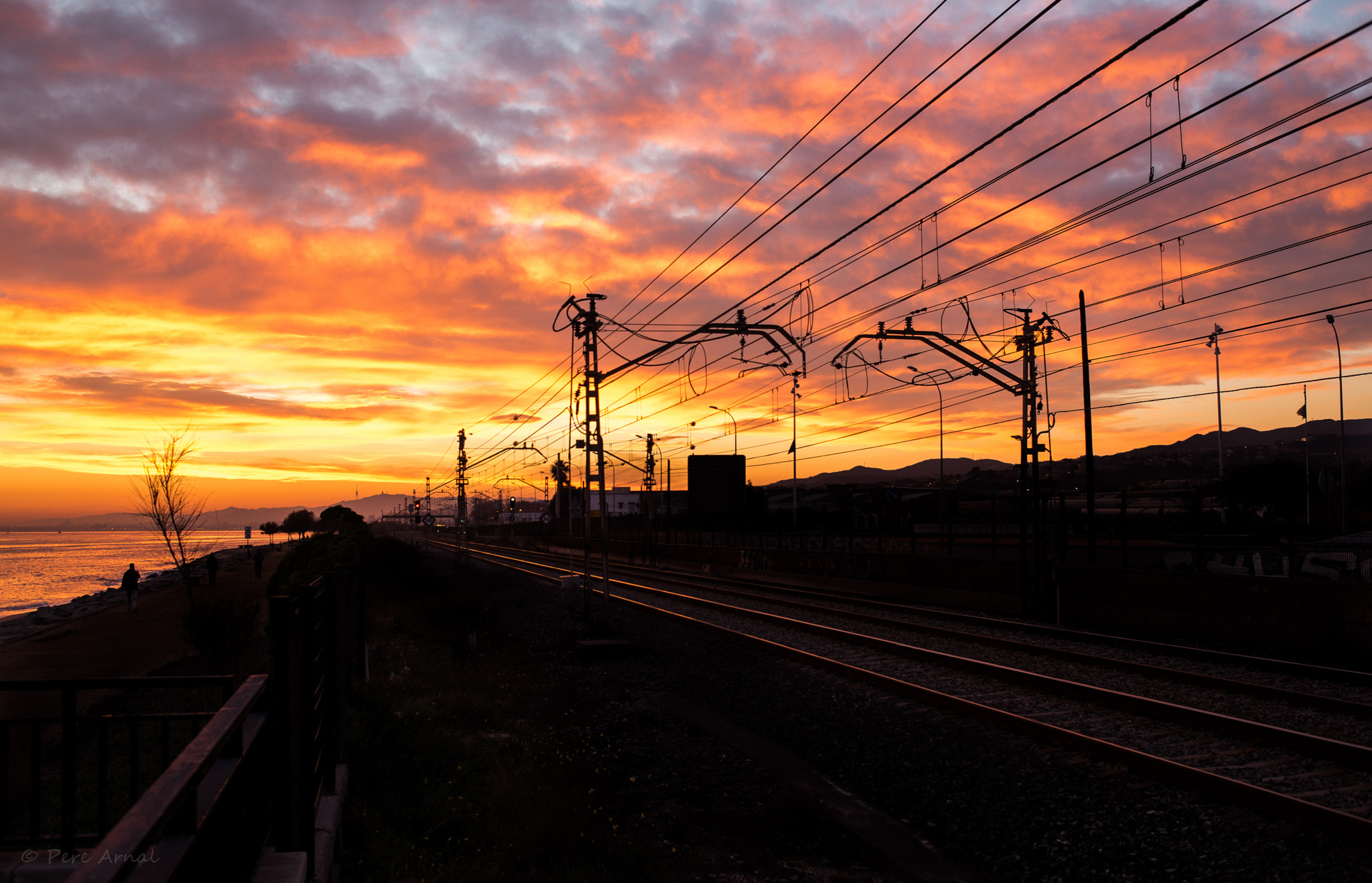 Nikon D610 + Nikon AF Nikkor 35mm F2D sample photo. Crepúsculo  photography