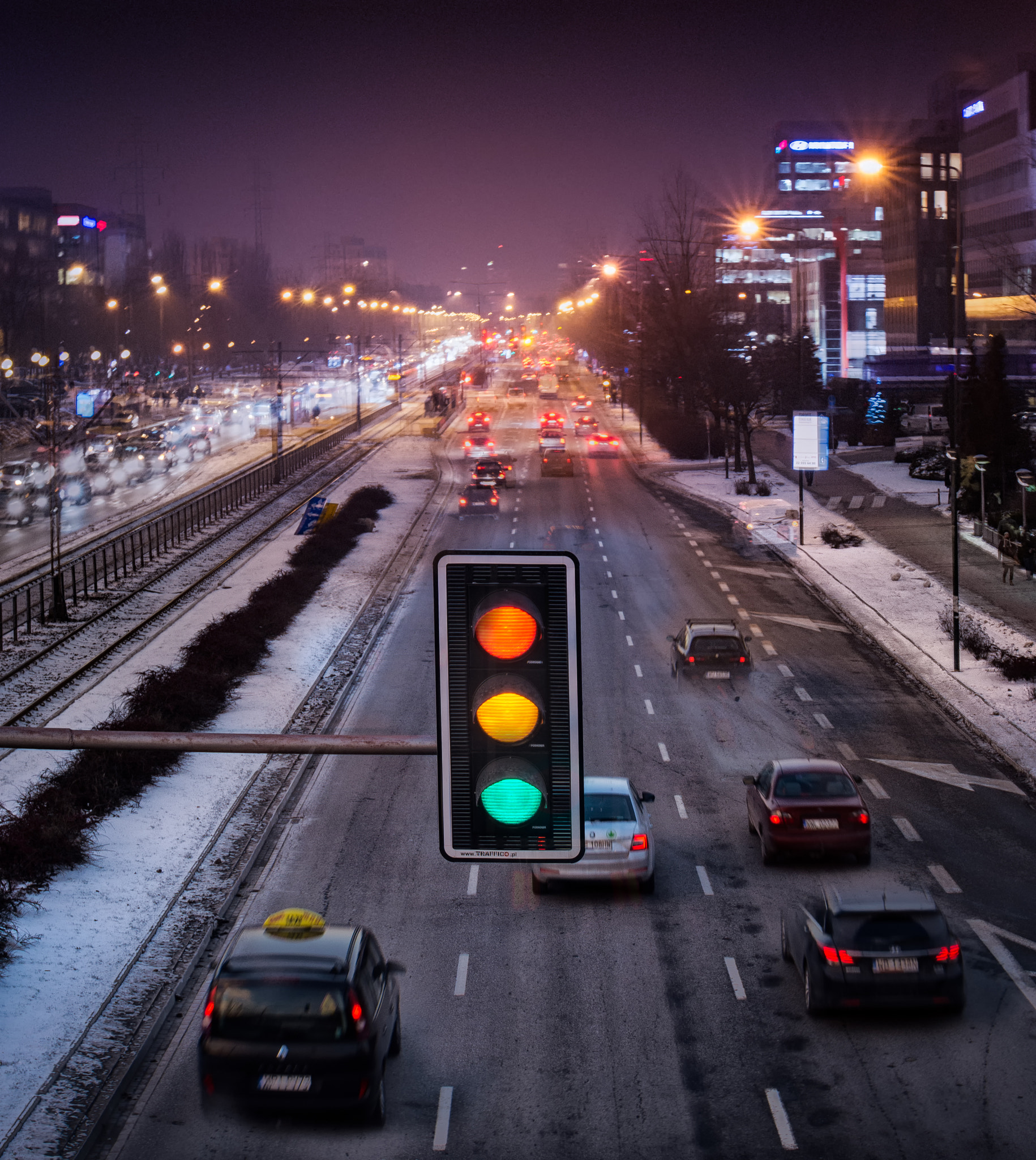 Nikon D7200 + Tamron SP 35mm F1.8 Di VC USD sample photo. Into the night or urban confusion  photography