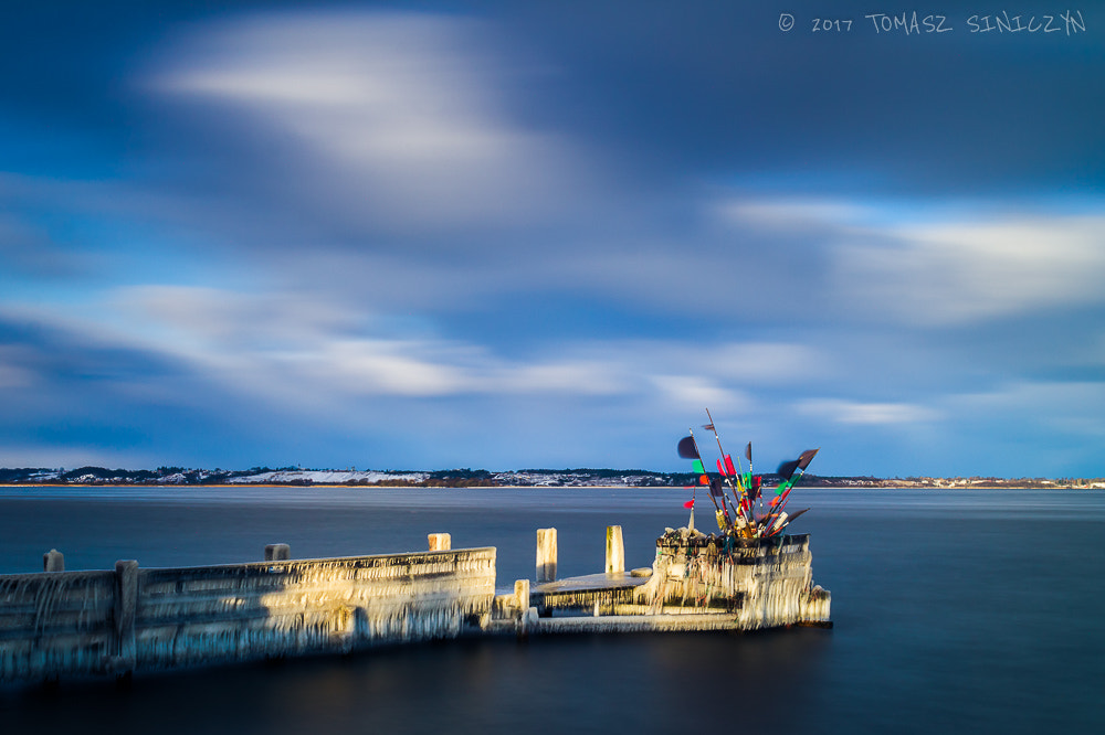 Samsung NX11 sample photo. Frozen pier photography