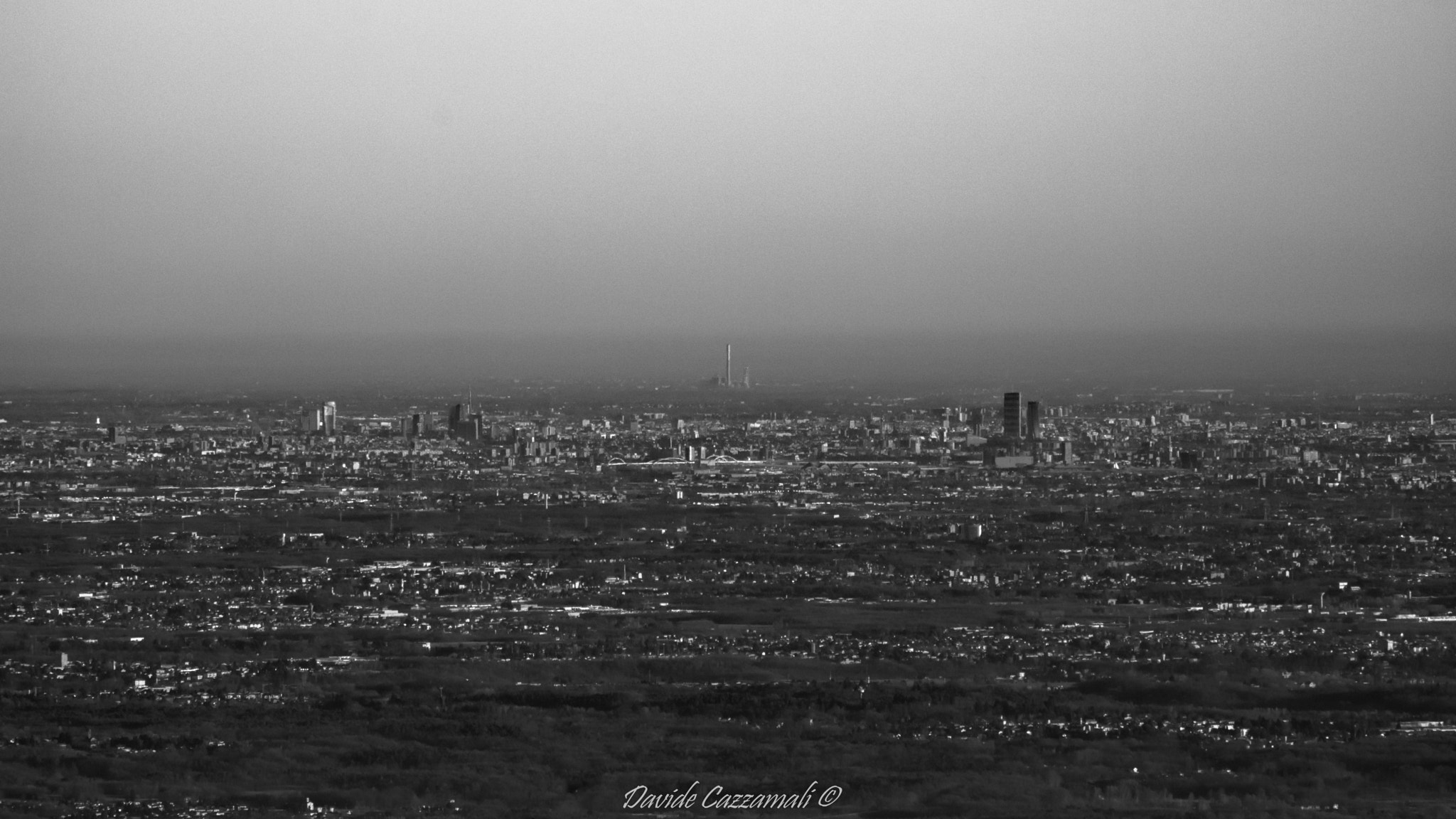 HD Pentax DA 55-300mm F4.0-5.8 ED WR sample photo. Milano photography