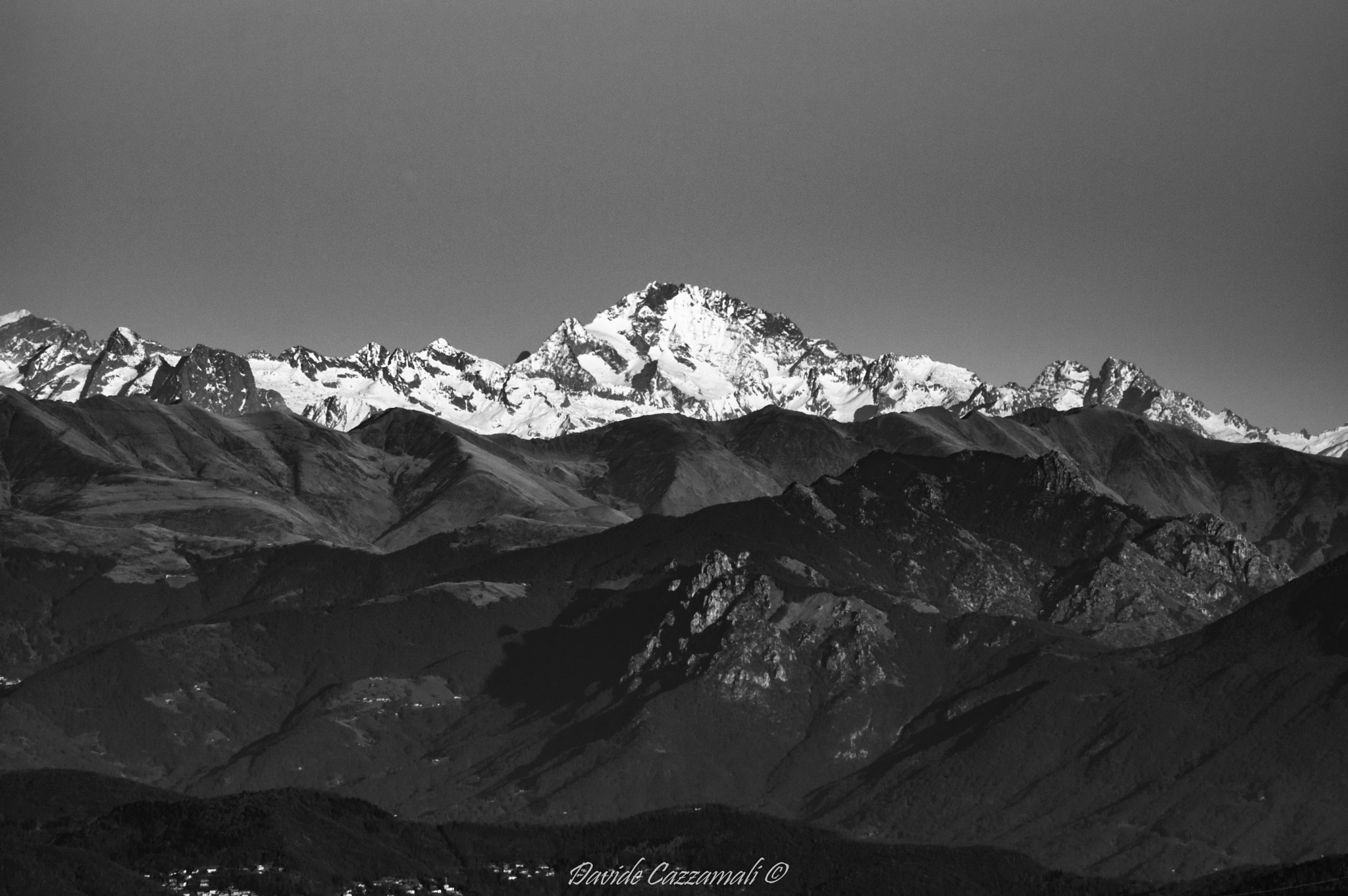 HD Pentax DA 55-300mm F4.0-5.8 ED WR sample photo. Disgrazia photography