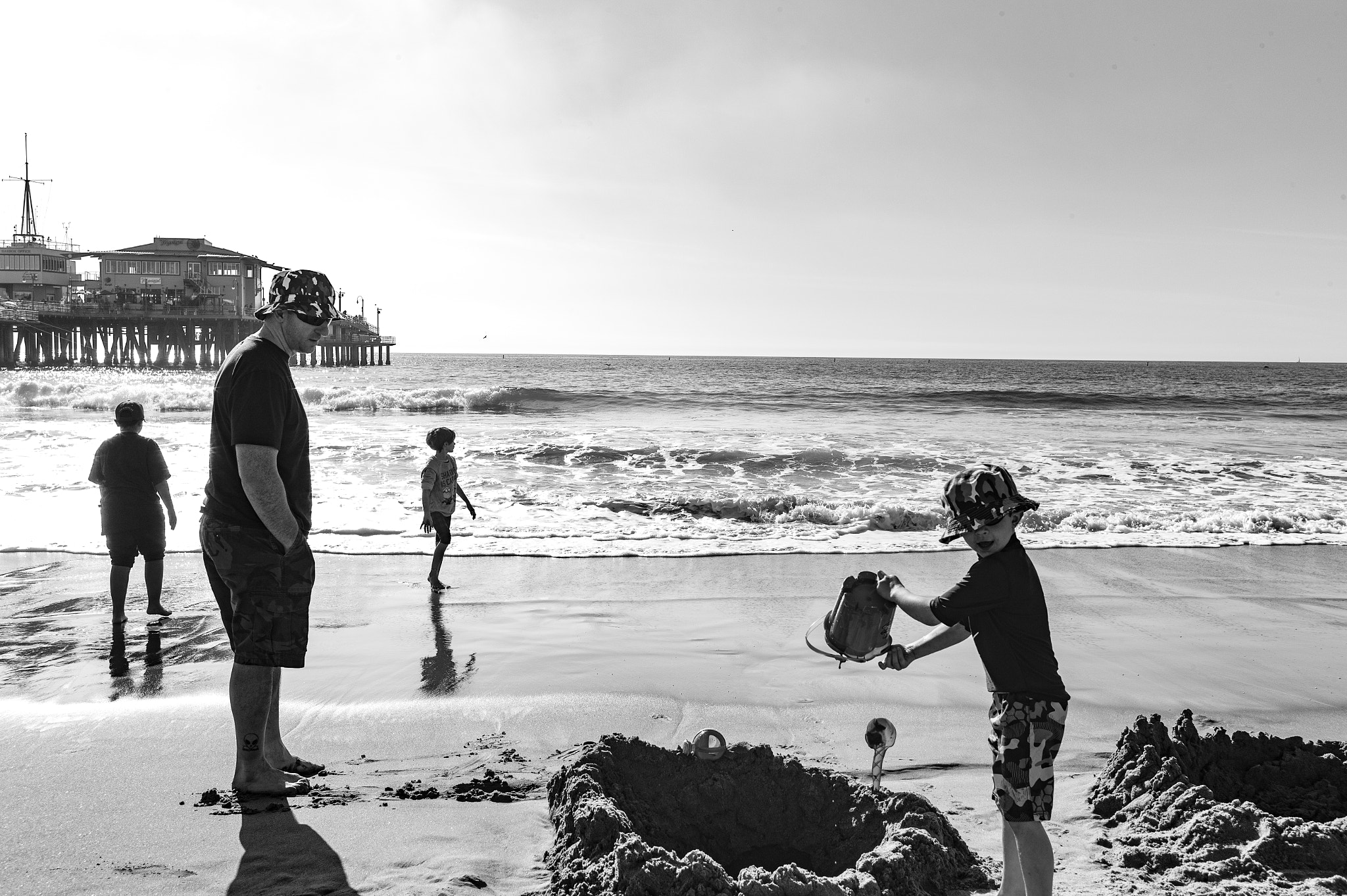 Leica Summicron-M 35mm F2 ASPH sample photo. Cammo beach photography