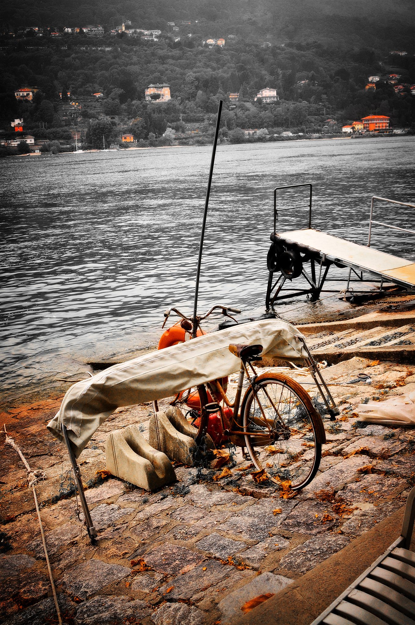 Nikon D300 + Sigma 18-50mm F2.8 EX DC sample photo. Isola dei pescatori photography