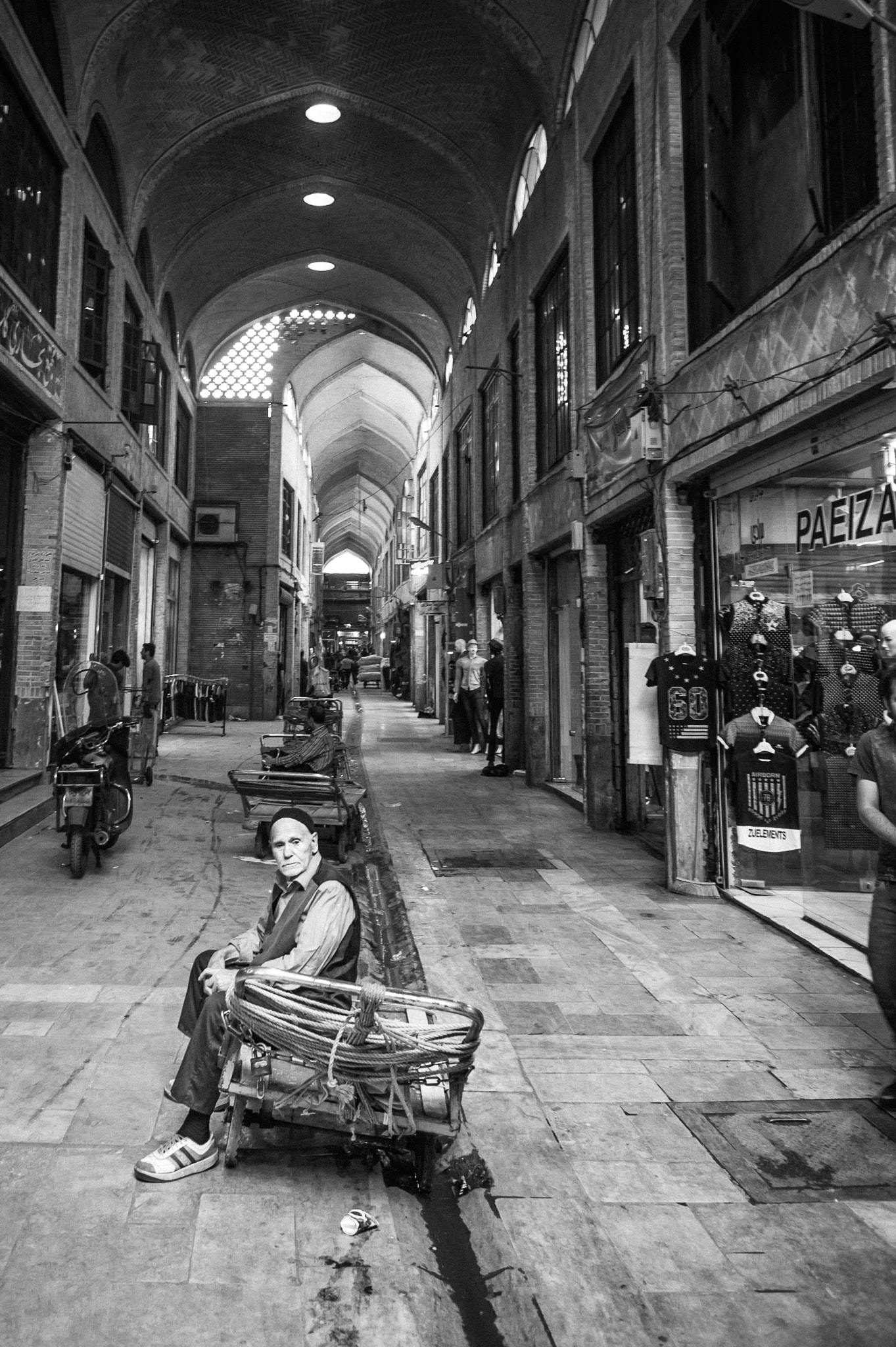 Nikon AF Nikkor 24mm F2.8D sample photo. I don't care about your goal photography