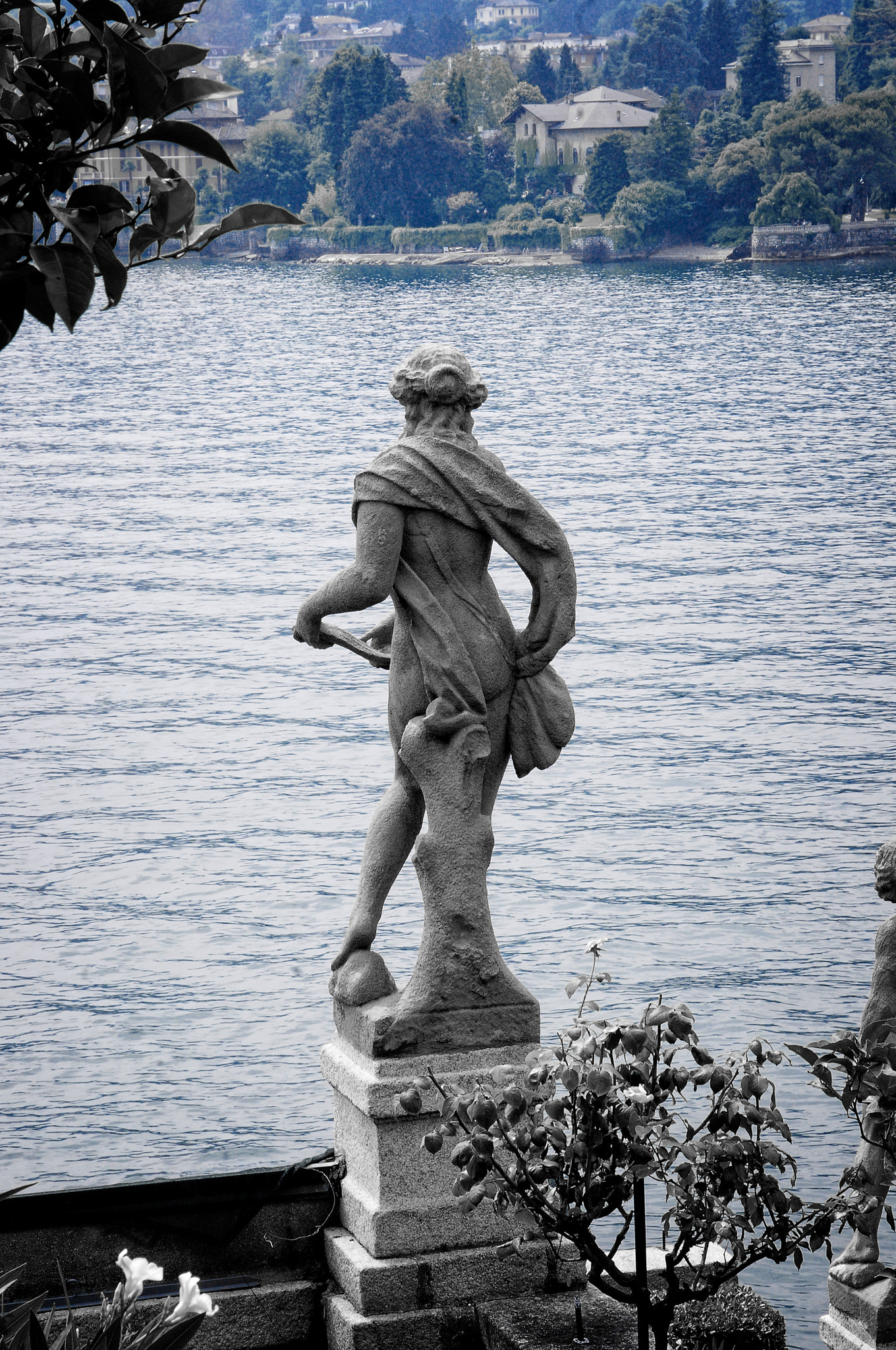 Sigma 24-70mm F2.8 EX DG Macro sample photo. Isola bella photography