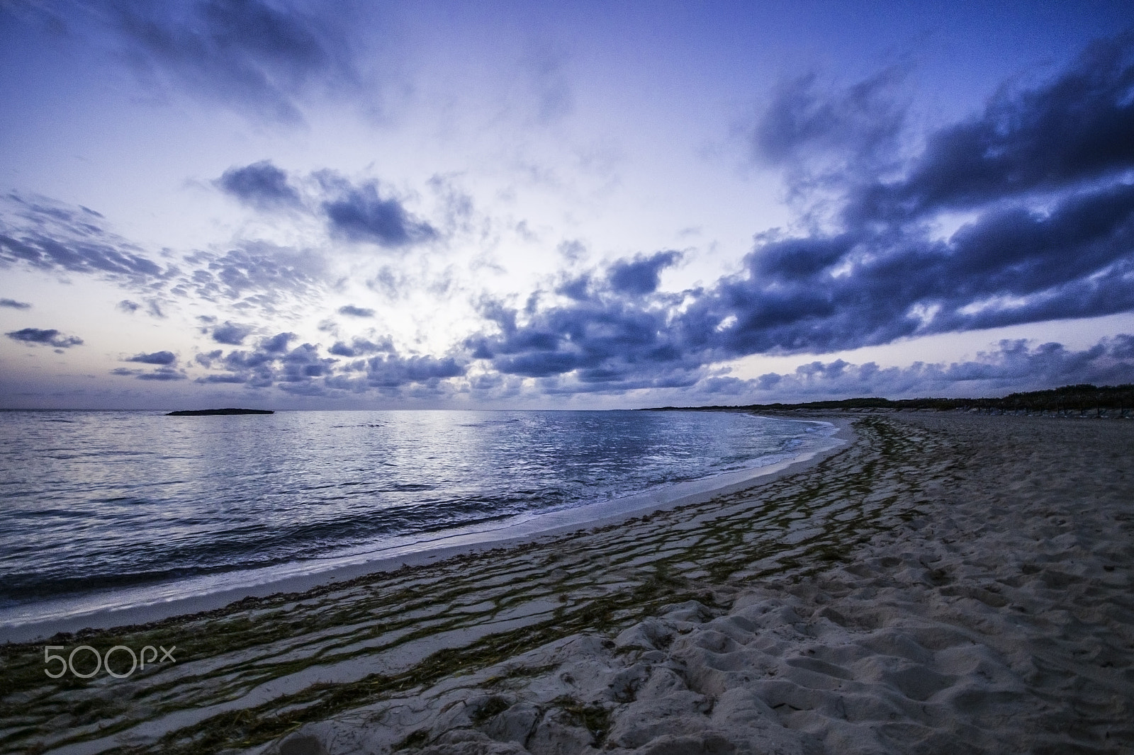 Sigma 10-20mm F4-5.6 EX DC HSM sample photo. Cuban sunrise photography