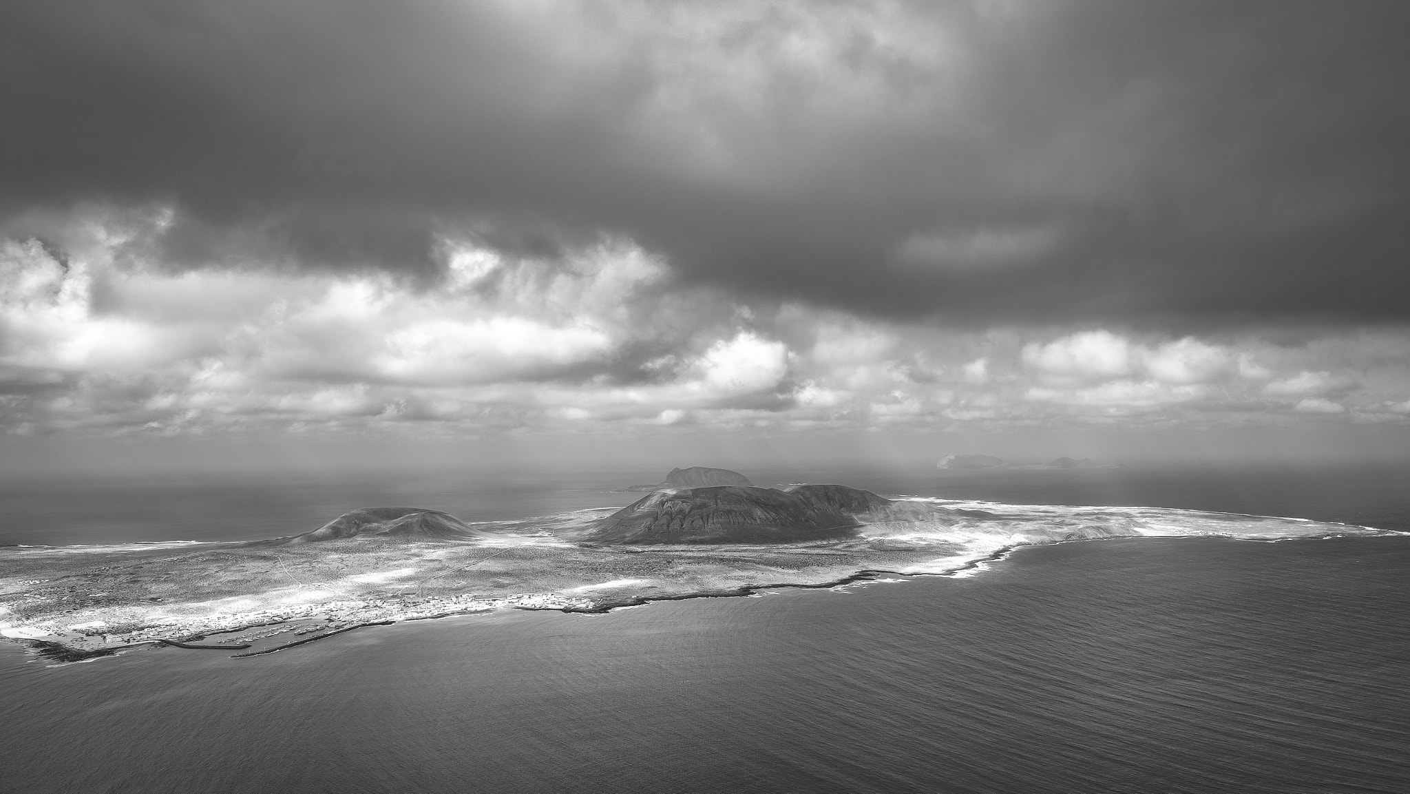 Fujifilm X-T2 + Fujifilm XF 14mm F2.8 R sample photo. La graciosa photography