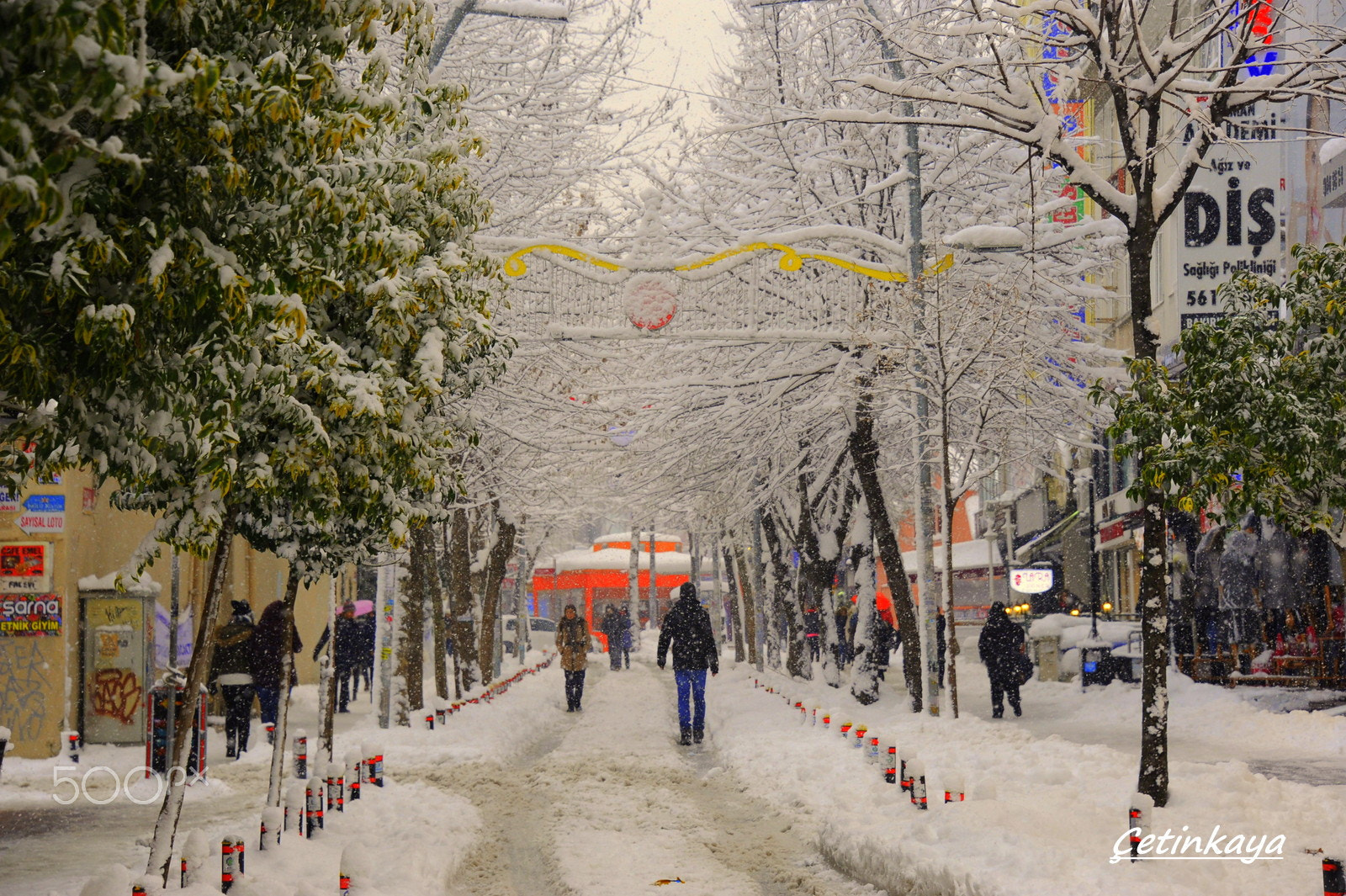 Nikon D3 sample photo. City and people photography