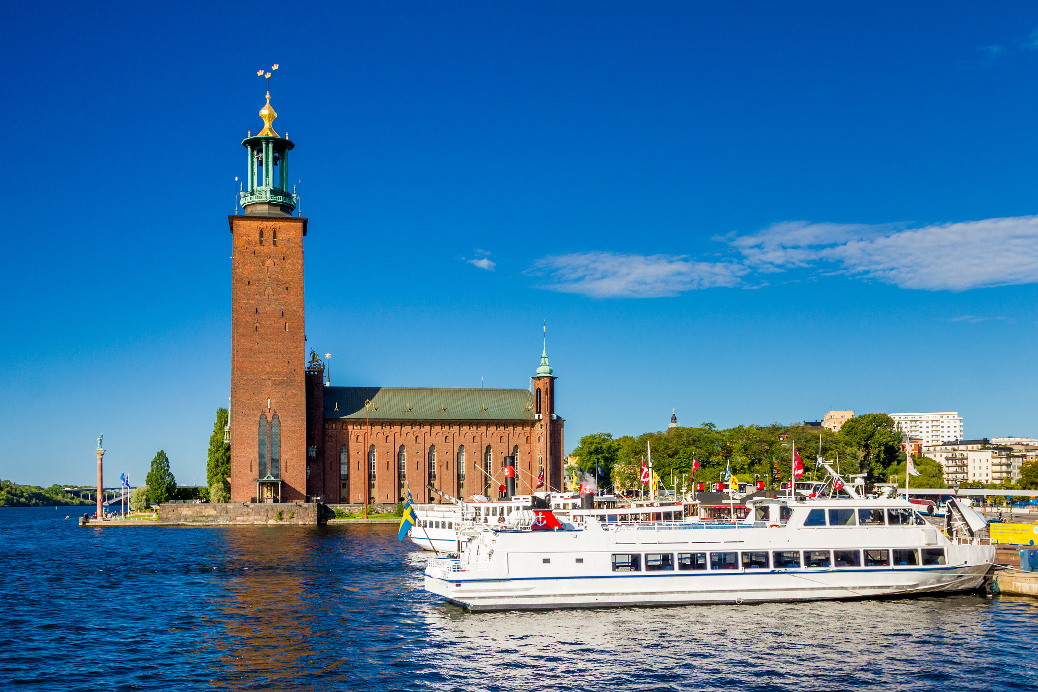 Canon EOS 550D (EOS Rebel T2i / EOS Kiss X4) sample photo. Sweden-stockholm-city hall photography
