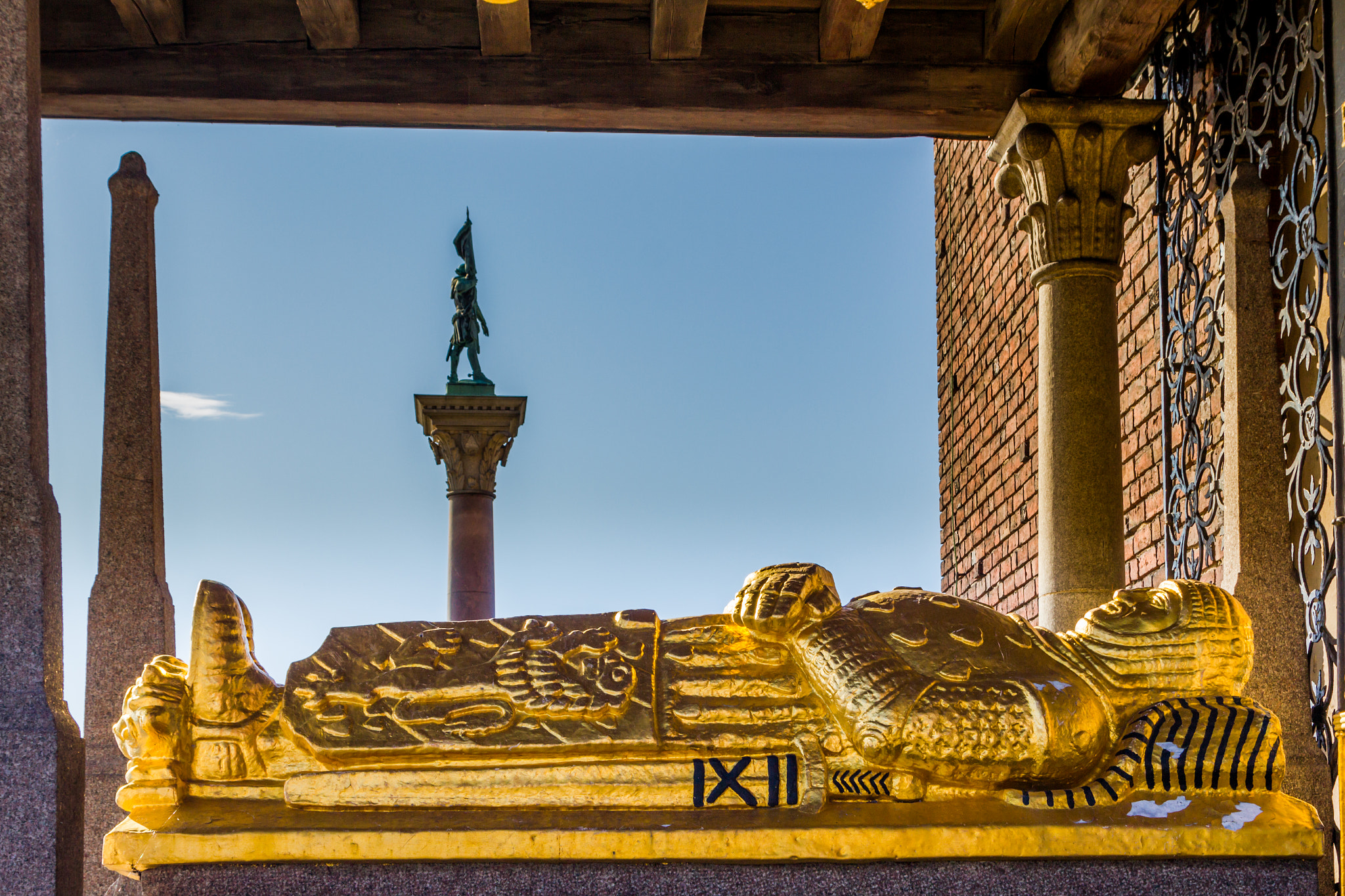 Canon EOS 550D (EOS Rebel T2i / EOS Kiss X4) sample photo. Sweden-stockholm-city hall-birger jarl tomb photography