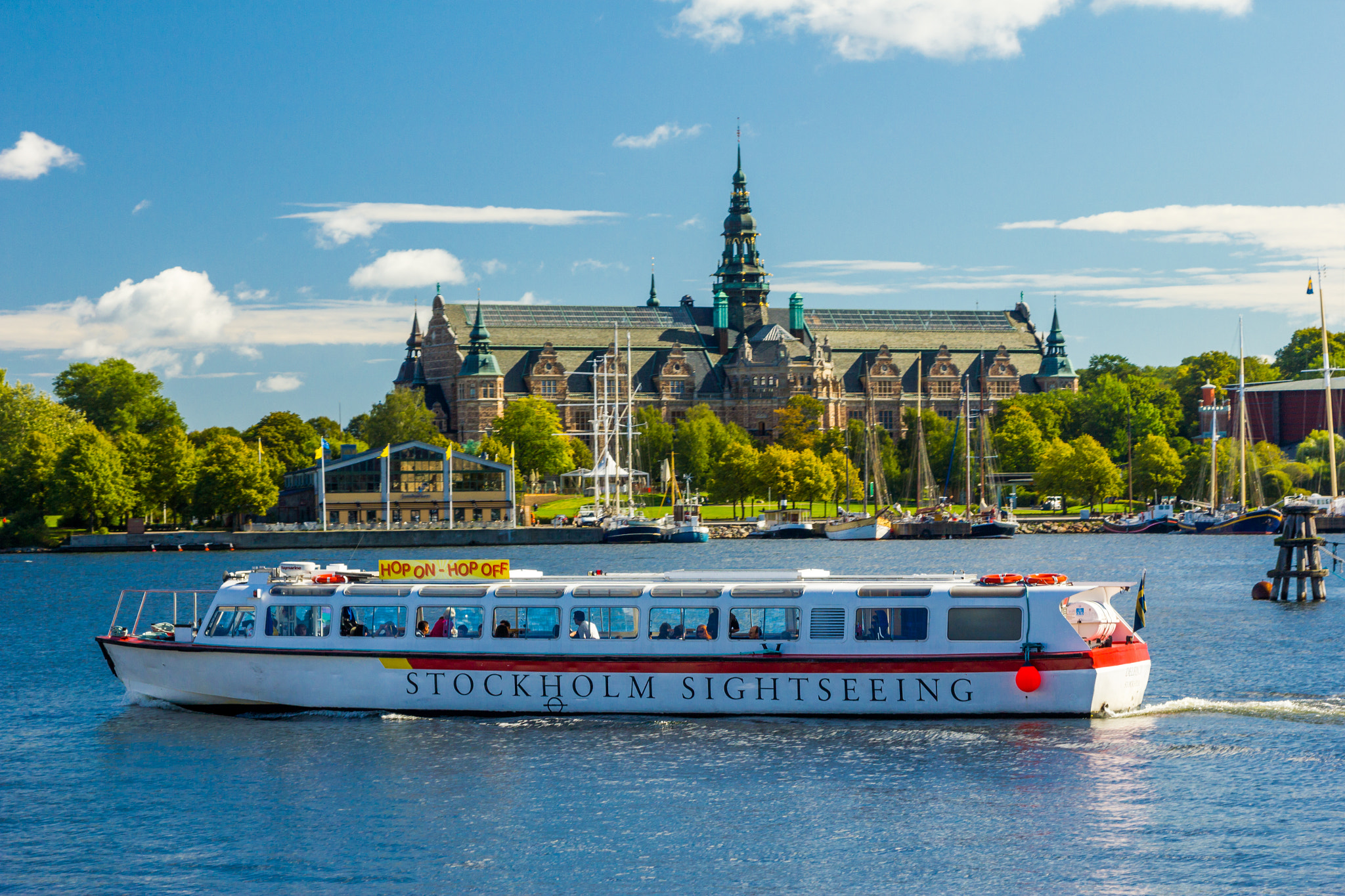 Canon EOS 550D (EOS Rebel T2i / EOS Kiss X4) sample photo. Sweden-stockholm-nordiska museet [museum] photography