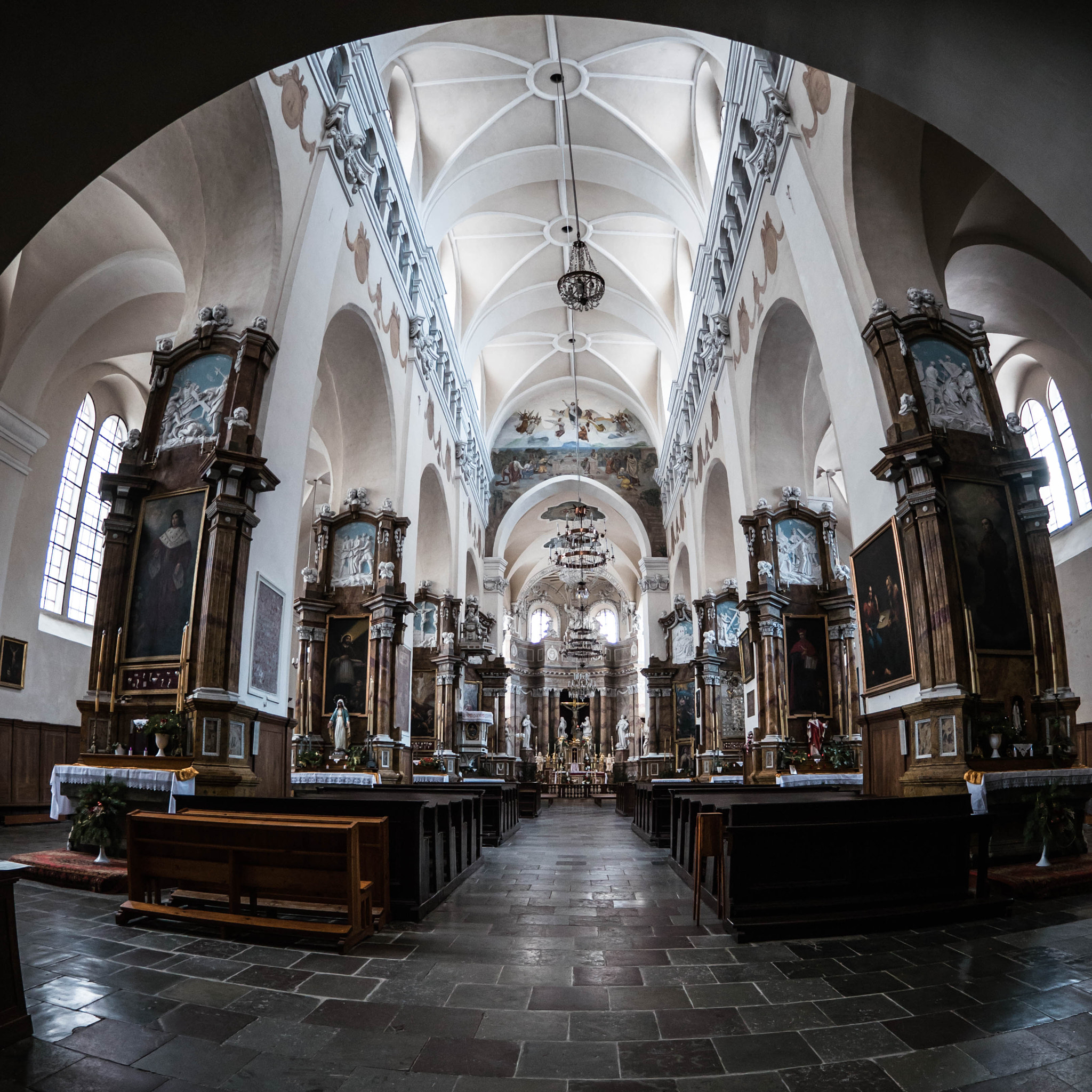 Panasonic Lumix DMC-GH4 + OLYMPUS M.8mm F1.8 sample photo. Catholic church of the finding of the holy cross photography