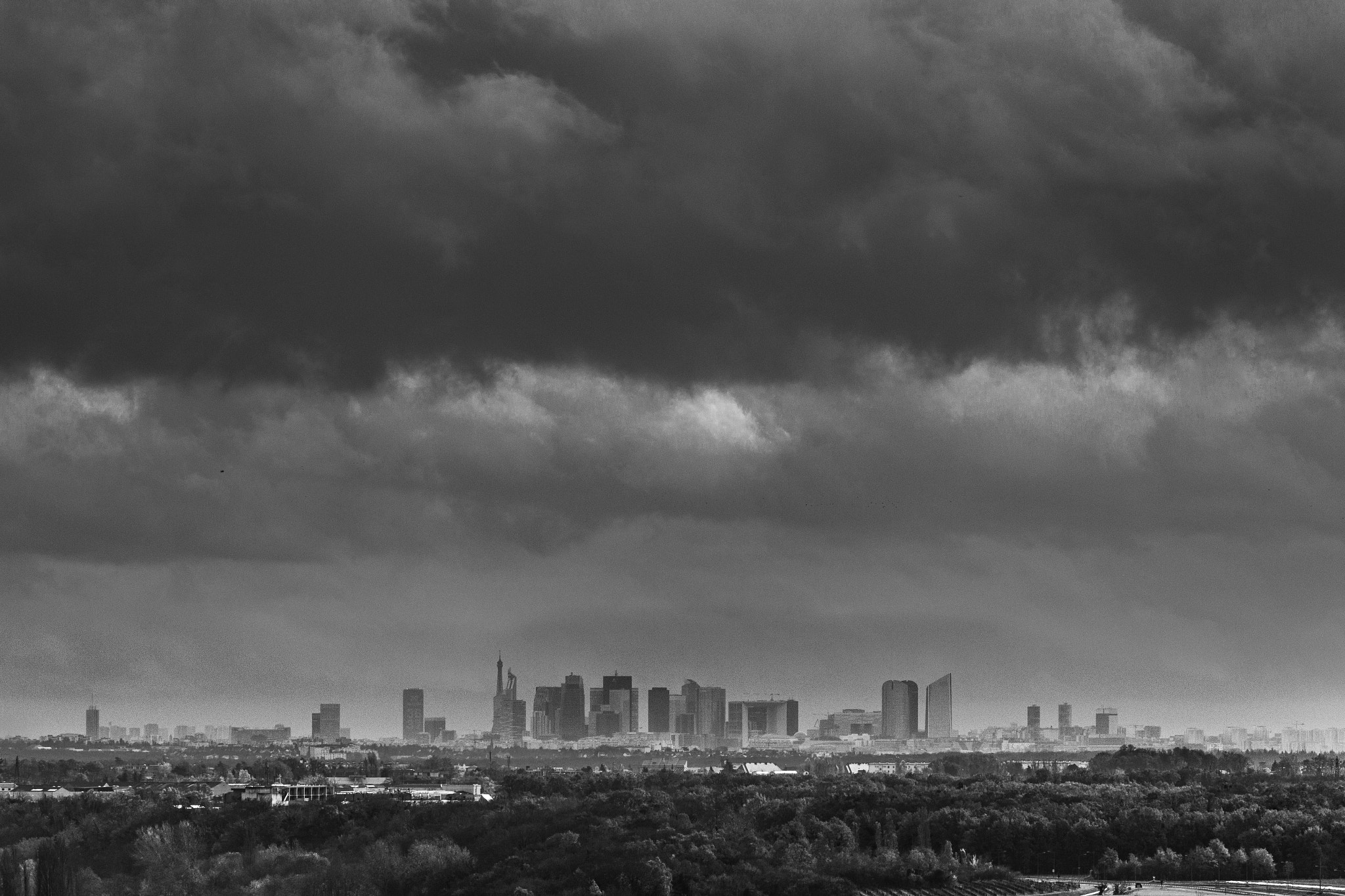 Sigma 150-600mm F5-6.3 DG OS HSM | C sample photo. La défense from cergy photography
