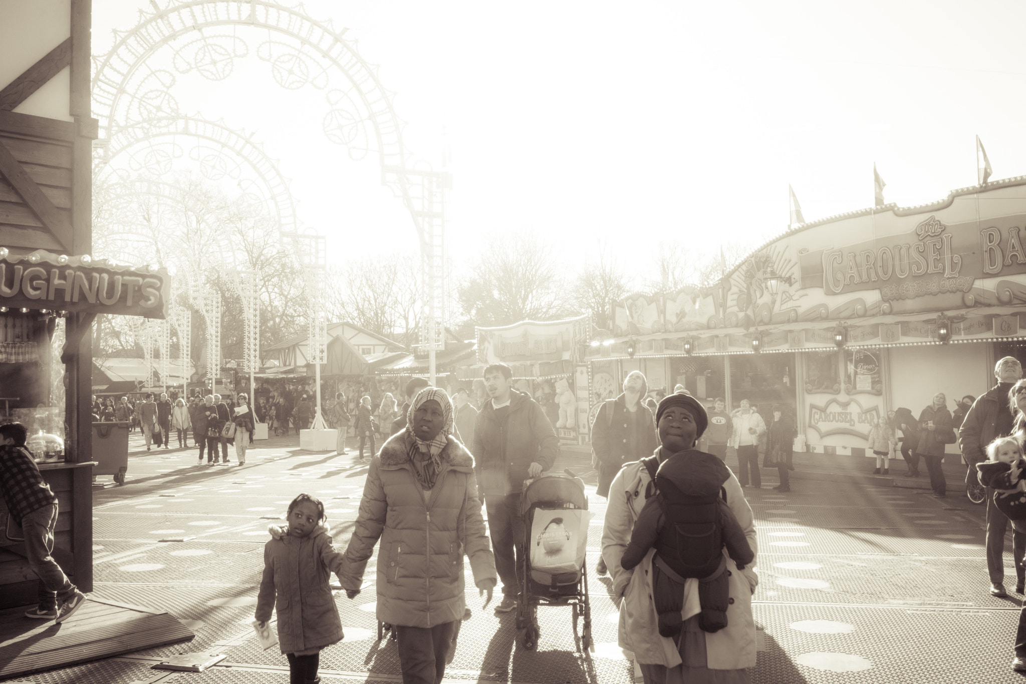 Sony a7R + Sony Sonnar T* FE 35mm F2.8 ZA sample photo. Walking in a winter wonderland photography
