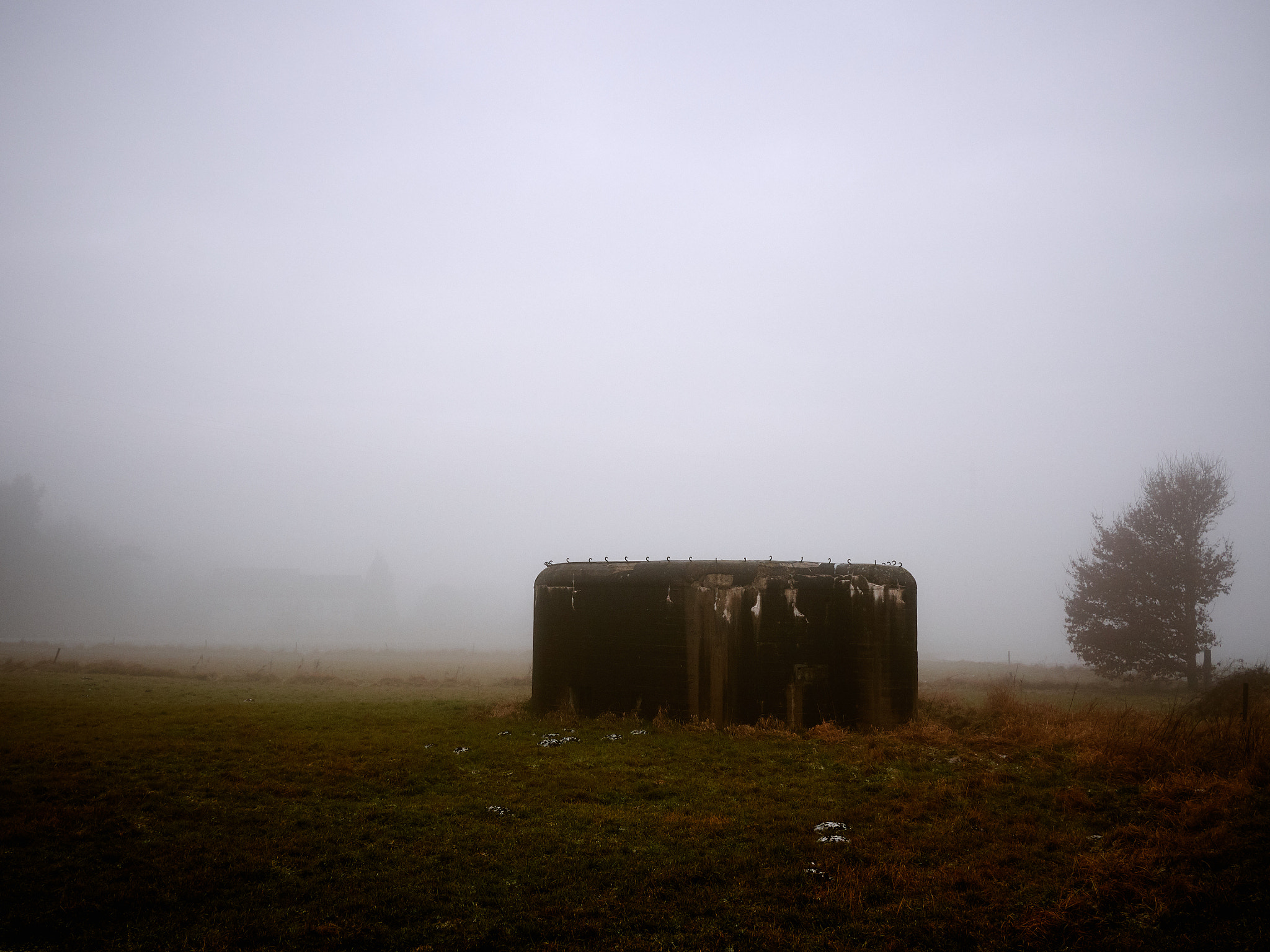 Olympus OM-D E-M5 sample photo. Bunker in the mist photography