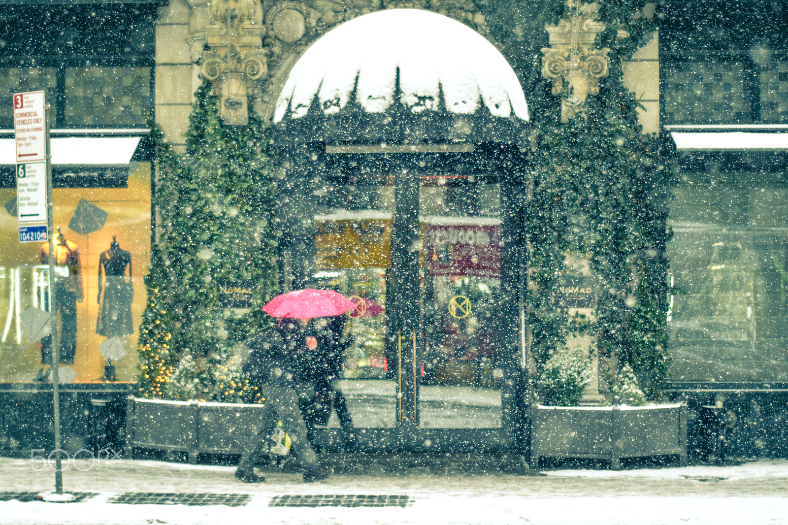 Nikon D5300 + Nikon AF Nikkor 50mm F1.8D sample photo. Snow shower photography