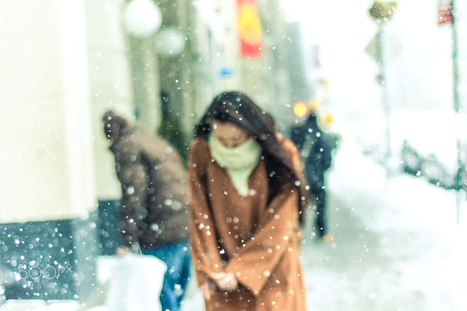 Nikon D5300 + Nikon AF Nikkor 50mm F1.8D sample photo. Snow shower photography