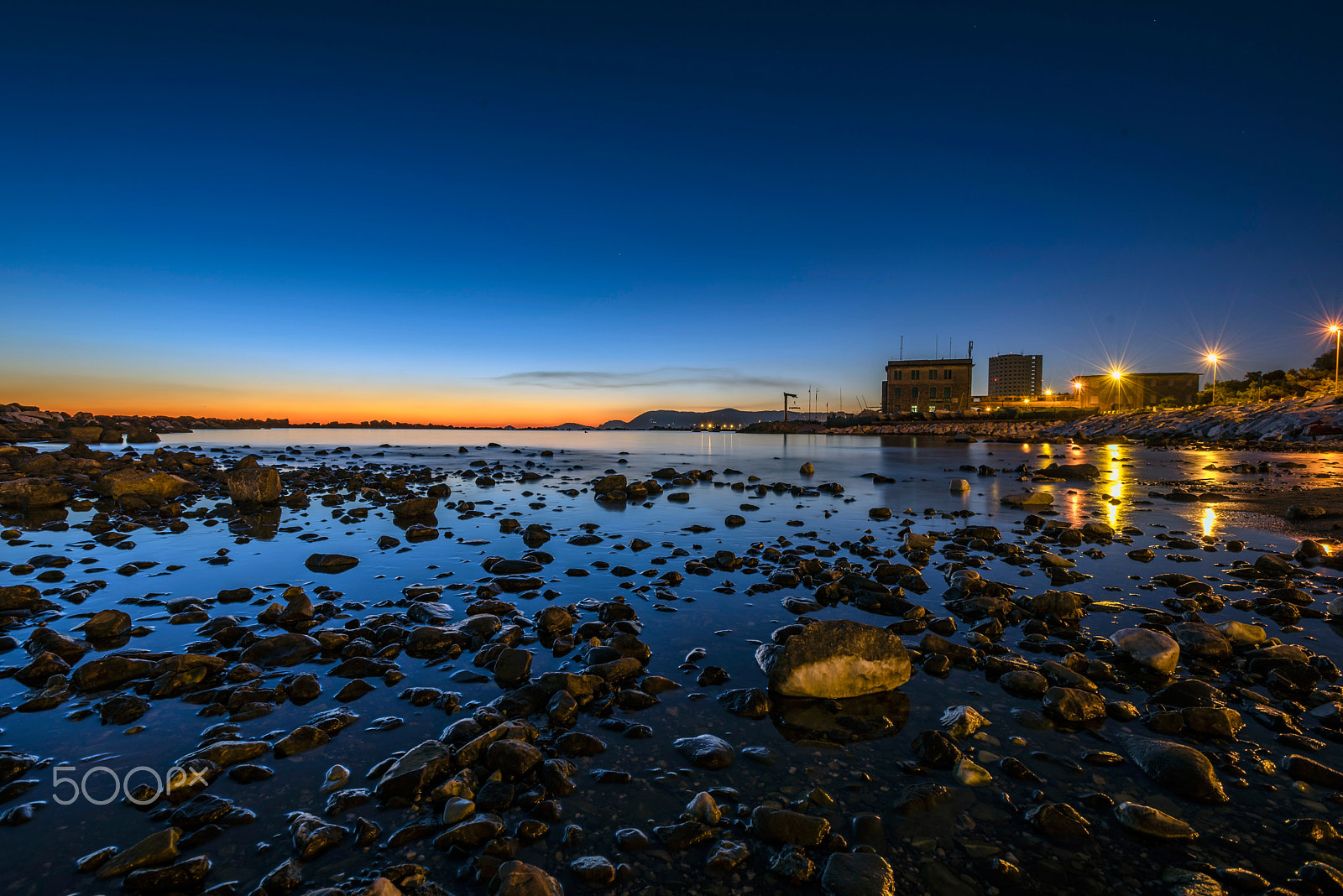 Nikon AF-S Nikkor 17-35mm F2.8D ED-IF sample photo. The quite photography