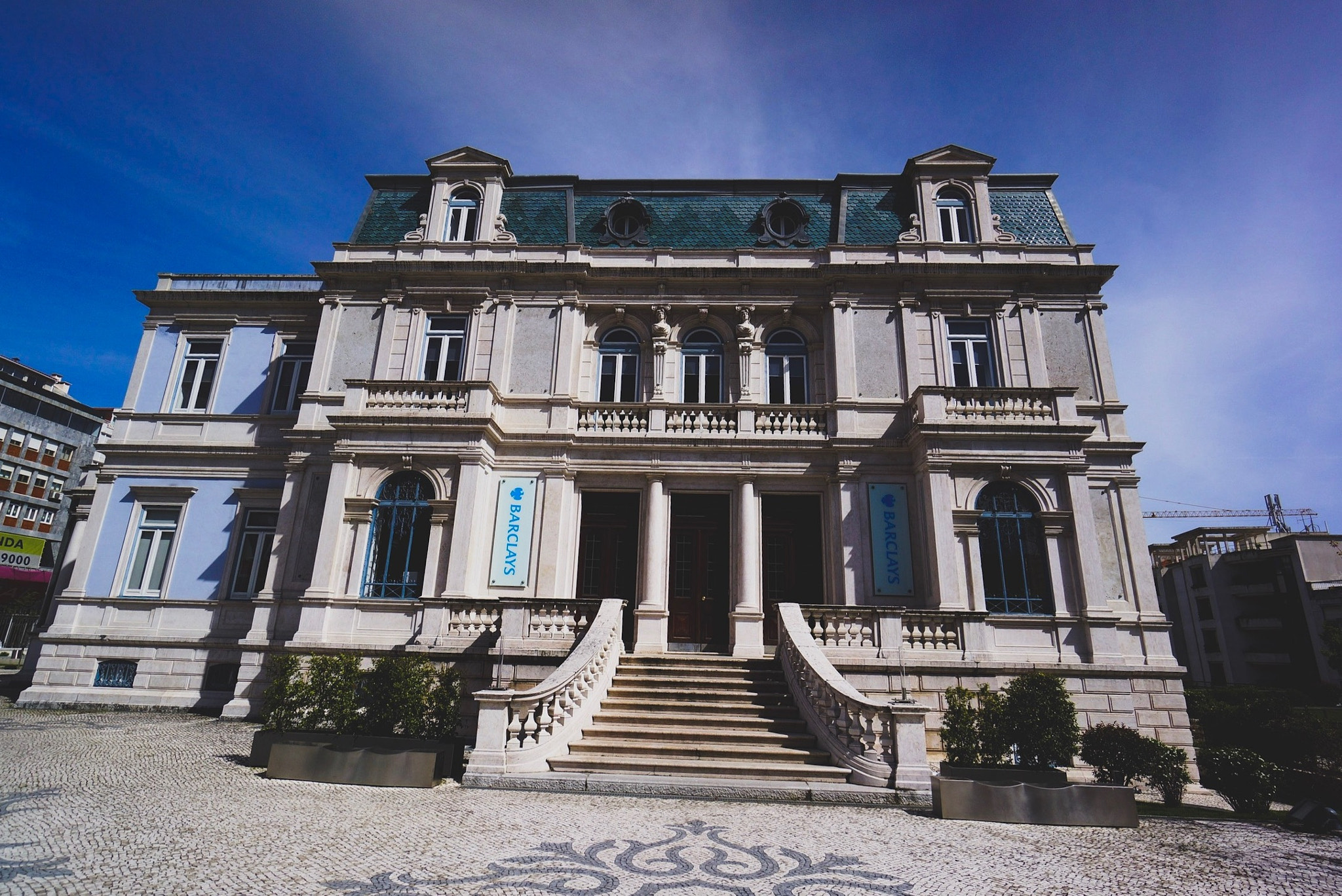 Sony Alpha NEX-7 + Sony E 10-18mm F4 OSS sample photo. Lisbon portugal architecture photography