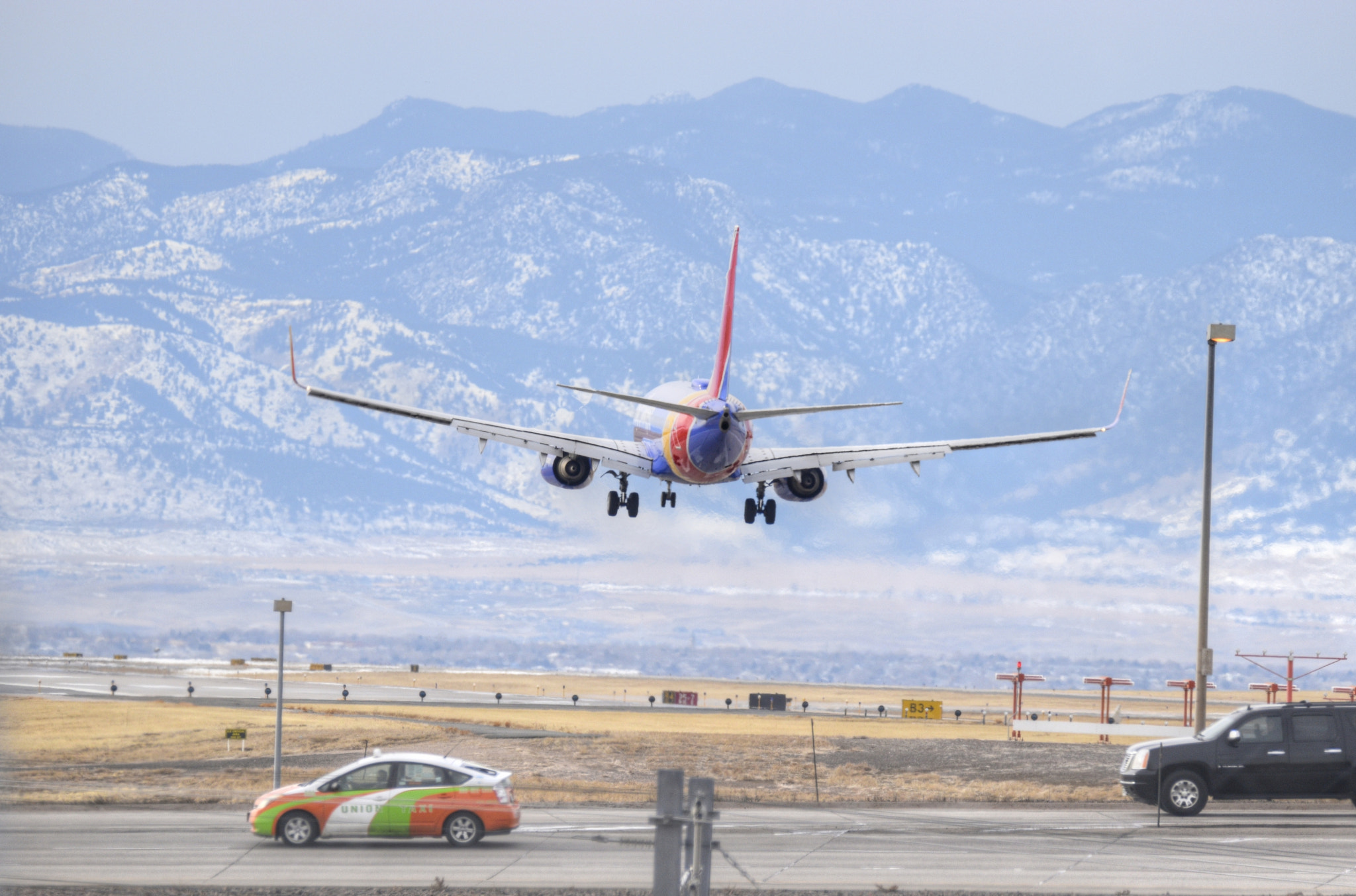 Sigma 150-600mm F5-6.3 DG OS HSM | C sample photo. Landing photography