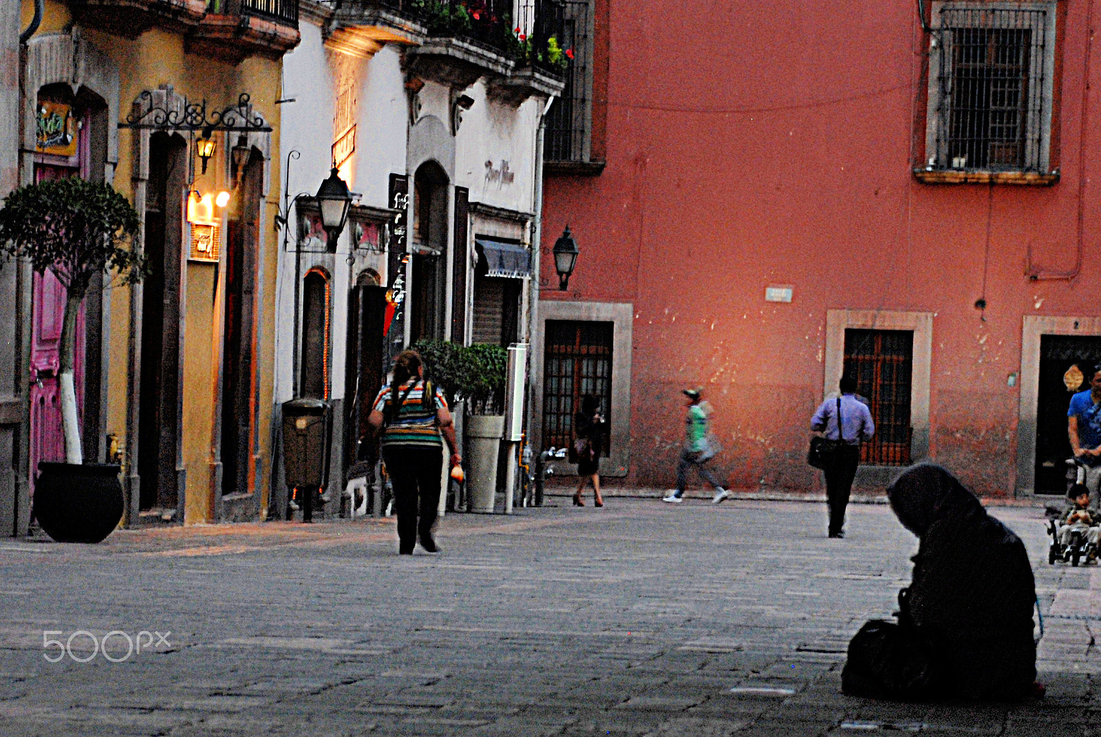 Nikon D200 sample photo. Poor woman in queretaro photography