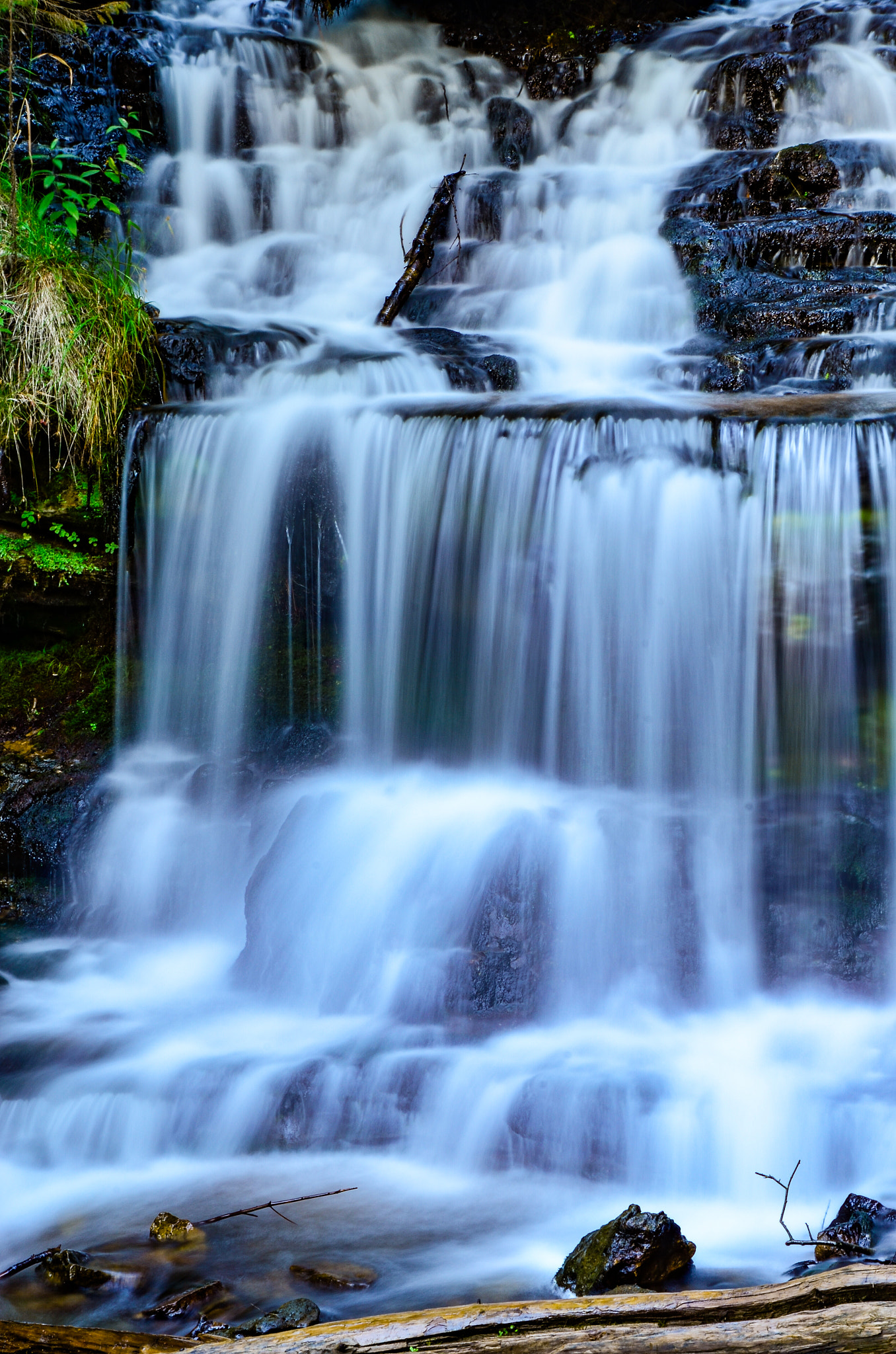 Sigma 18-250mm F3.5-6.3 DC Macro OS HSM sample photo. Wagner falls 2 photography