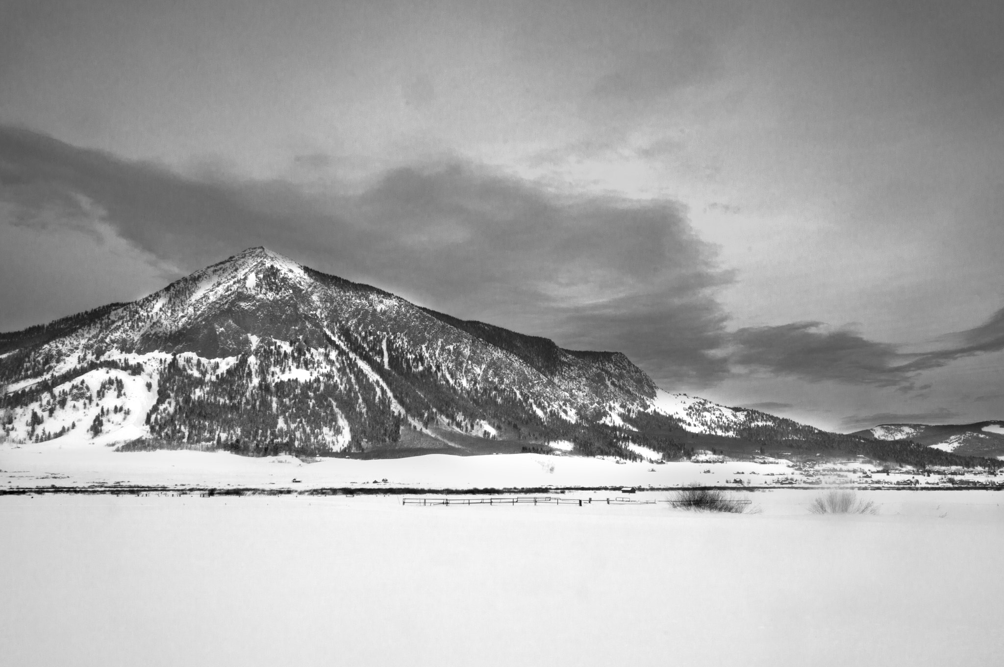 Nikon D3200 sample photo. Cold crested butte day photography