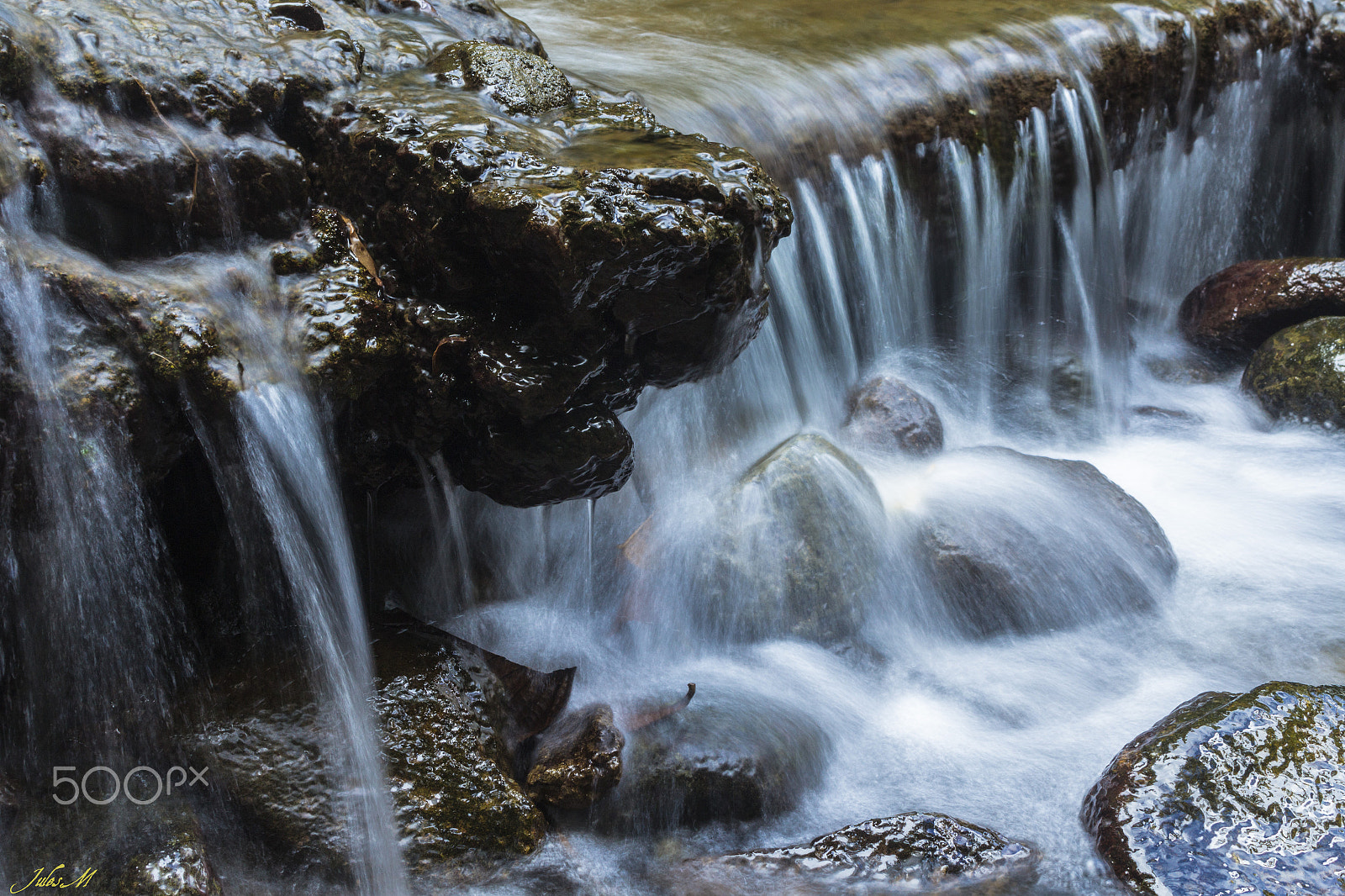 Sigma 18-50mm f/3.5-5.6 DC sample photo. Saut gendarme photography