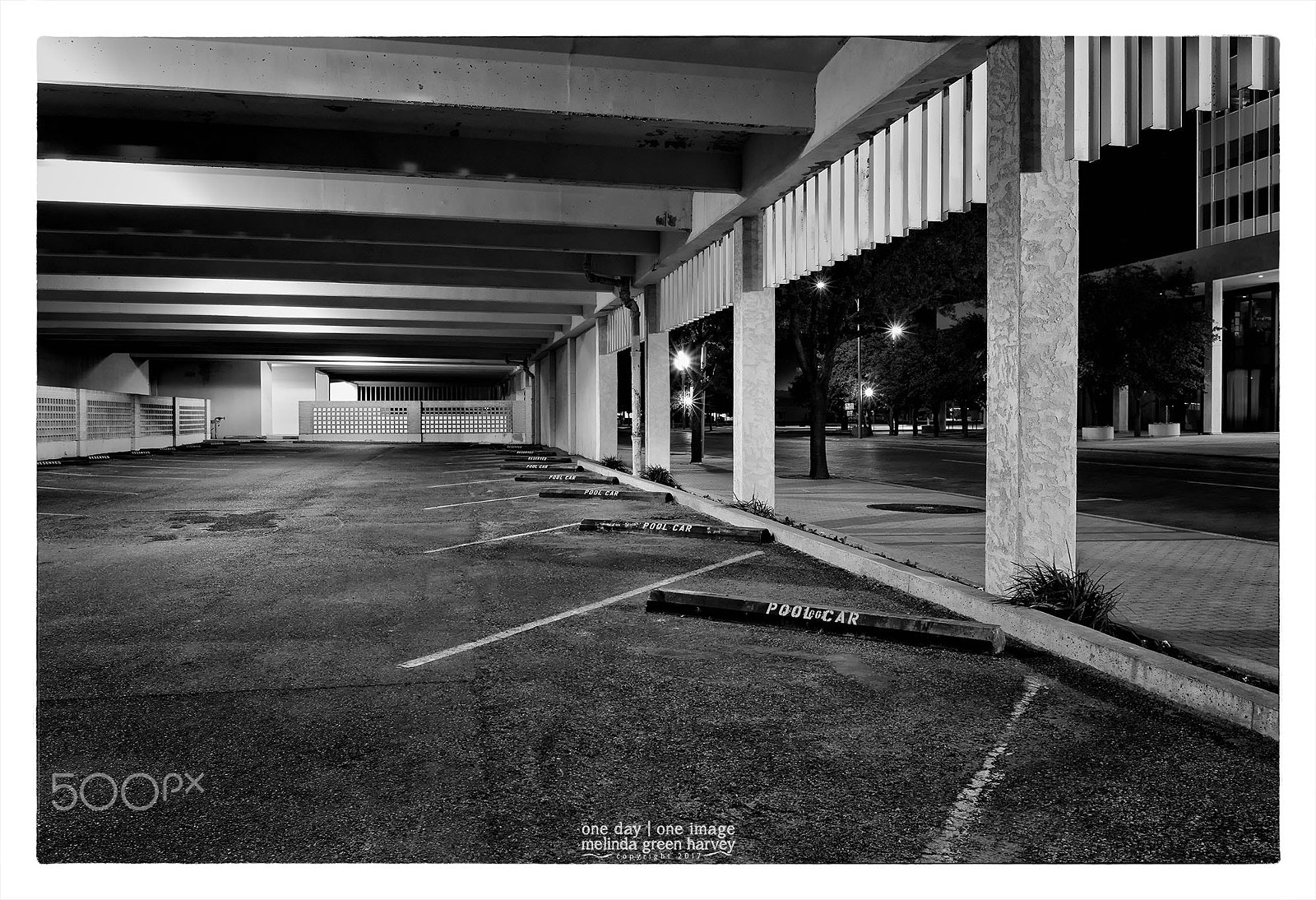 Nikon D810 + Nikon AF-S Nikkor 28mm F1.8G sample photo. Pool car photography
