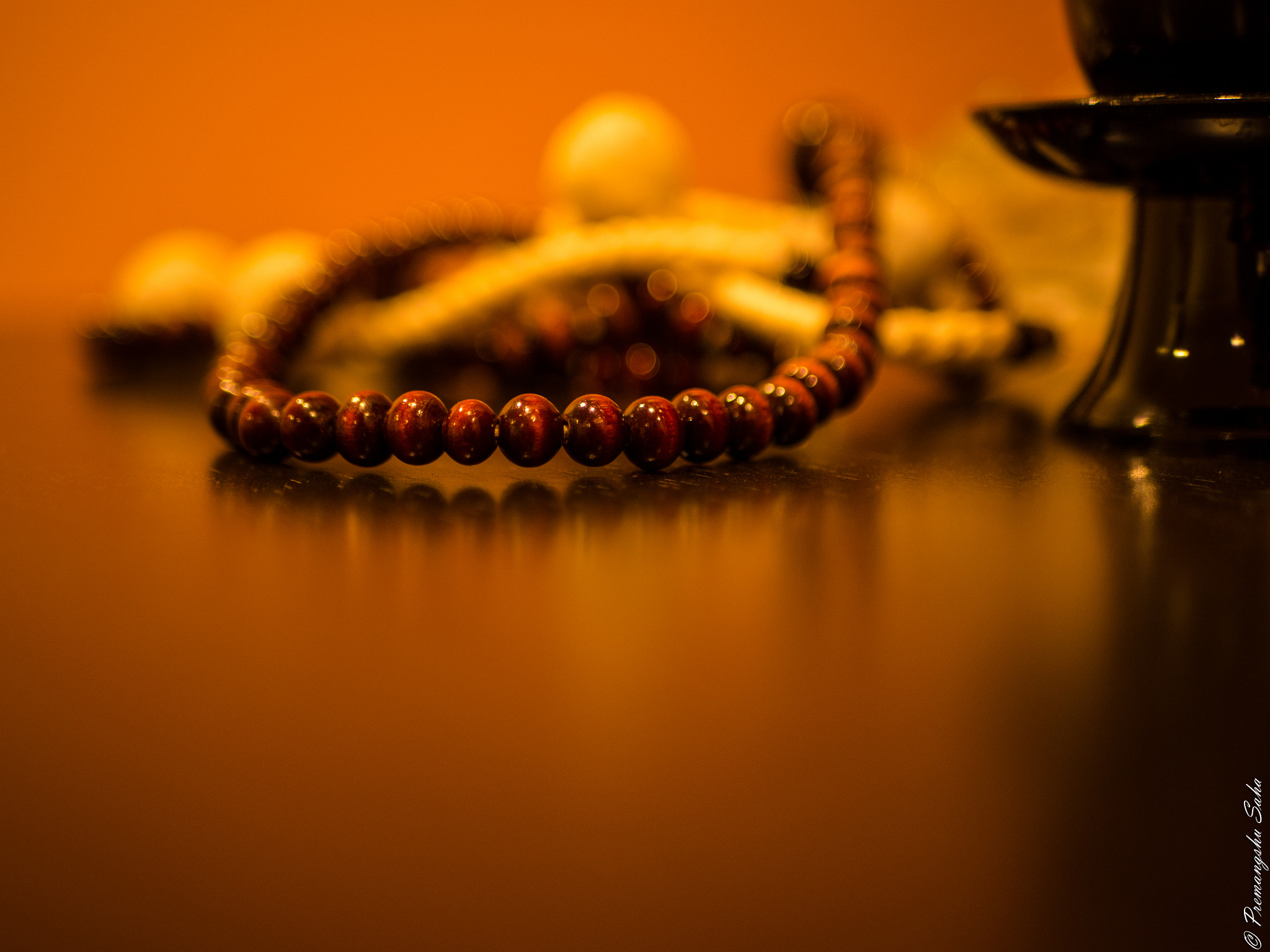 Olympus OM-D E-M10 + LUMIX G 25/F1.7 sample photo. The path towards peace photography