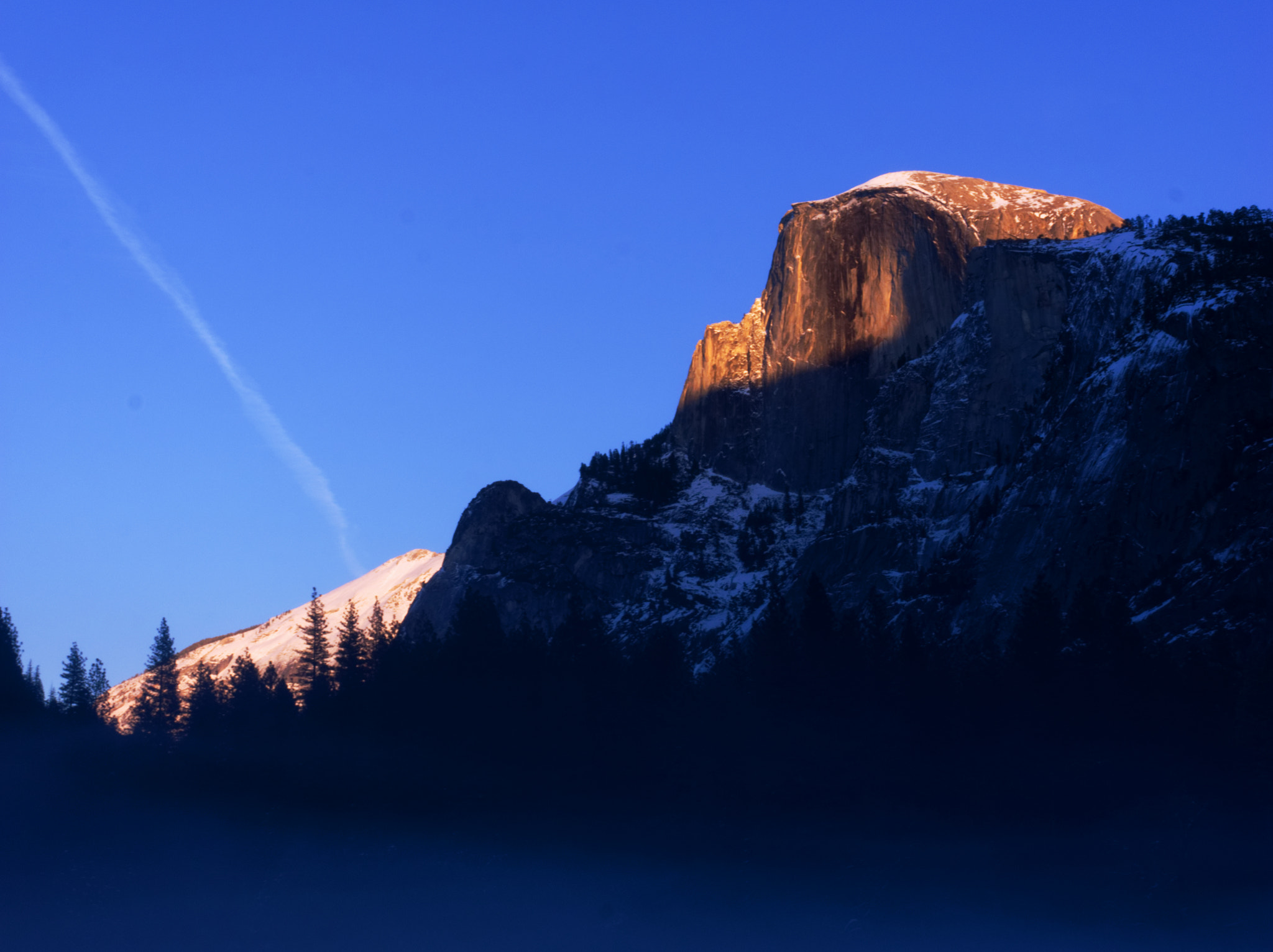 Olympus M.Zuiko Digital ED 12-40mm F2.8 Pro sample photo. Halfdome sunset photography