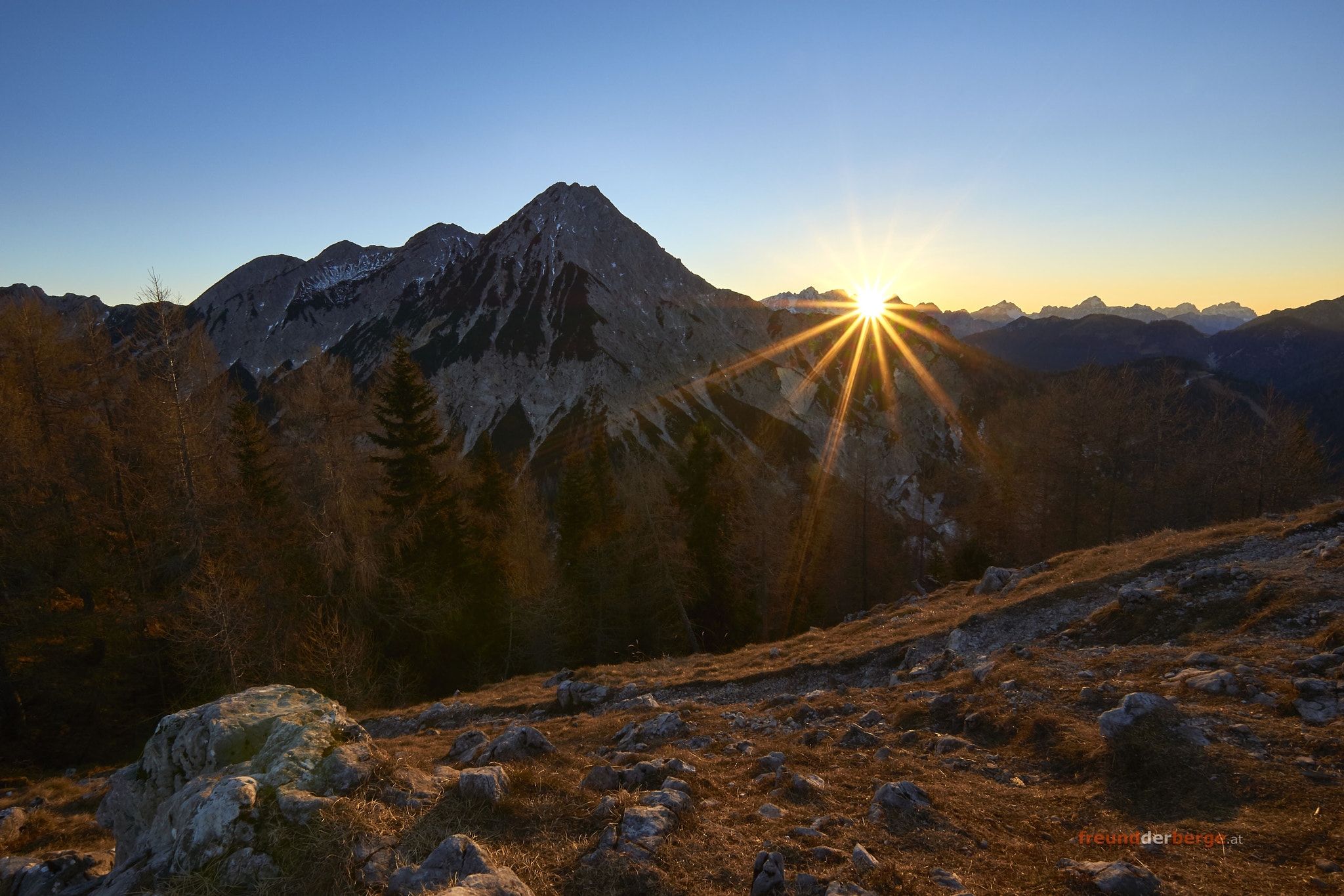 Sony SLT-A65 (SLT-A65V) sample photo. Mittagskogel/kepa bei sonnenuntergang photography