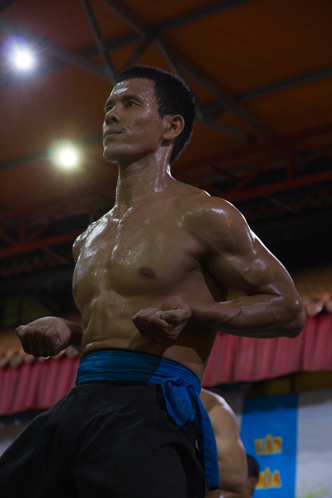 Canon EOS 550D (EOS Rebel T2i / EOS Kiss X4) sample photo. A vietnamese kungfu contestant photography