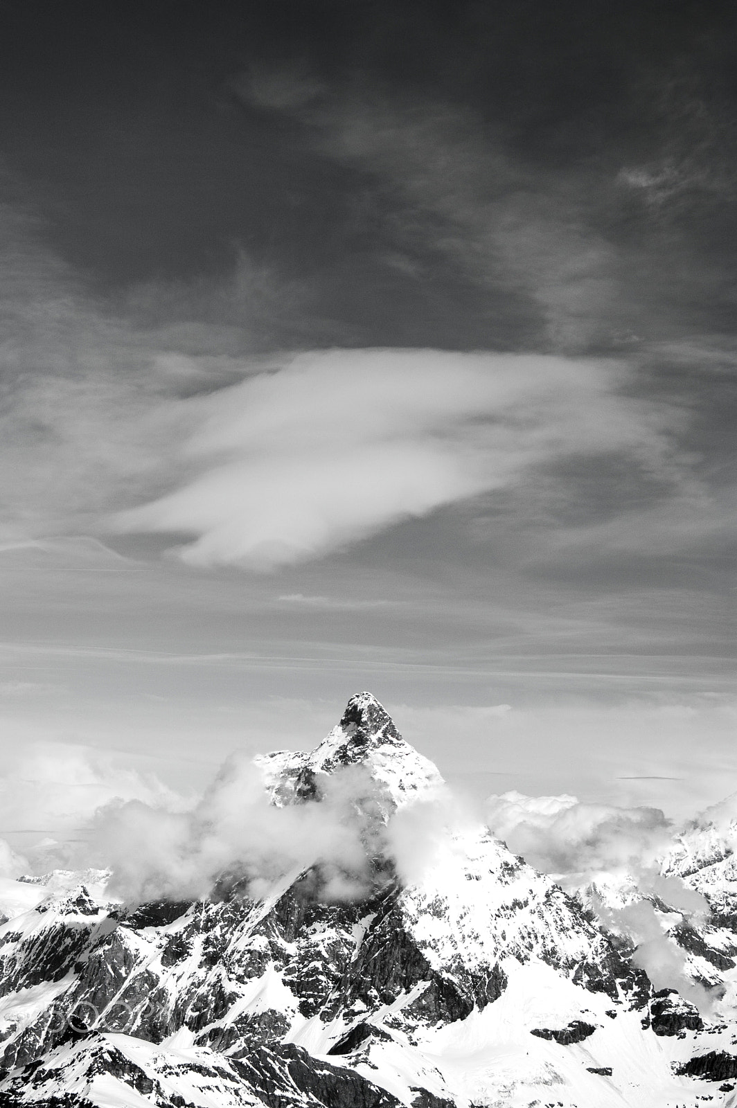 AF DX Fisheye-Nikkor 10.5mm f/2.8G ED + 2.8x sample photo. Matterhorn photography